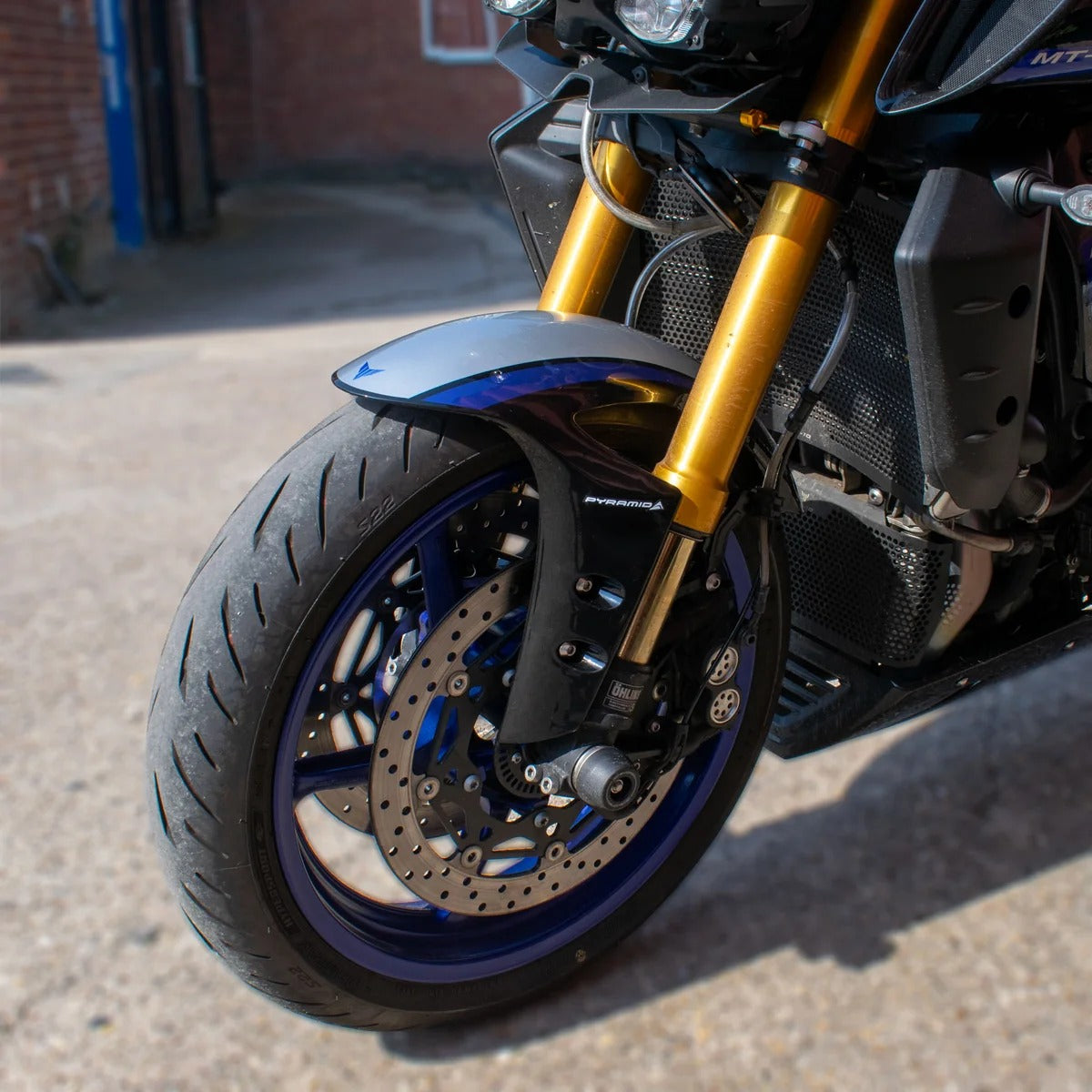 Eye-Catching Front Mudguard for the Yamaha MT-10 SP - Pyramid Motorcycle Accessories