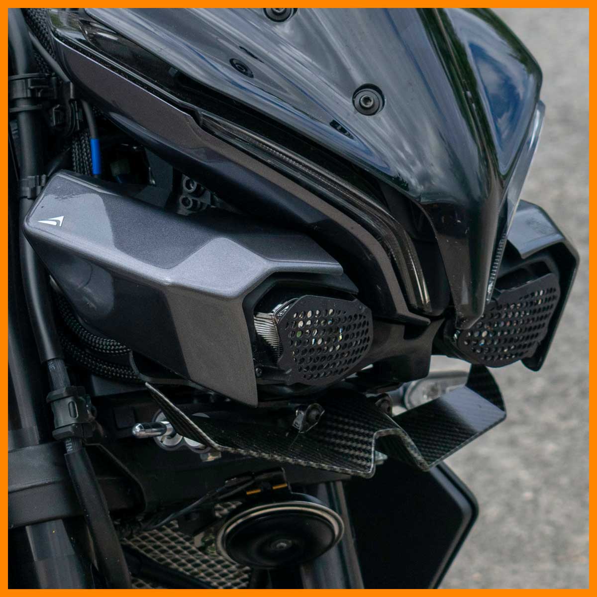 How to Make the MT-10 Gen 2 Look Like the Gen 1 – Headlight Shroud Upgrade