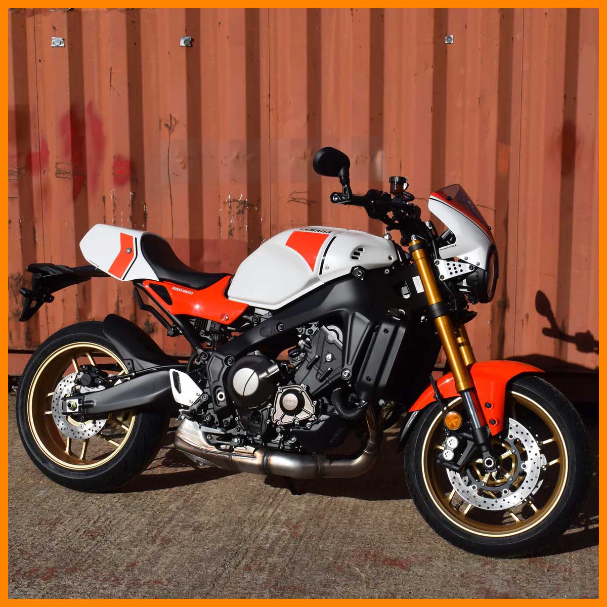 Seat Cowl & Fly Screen For The 'Legend Red' 2024 Yamaha XSR900!