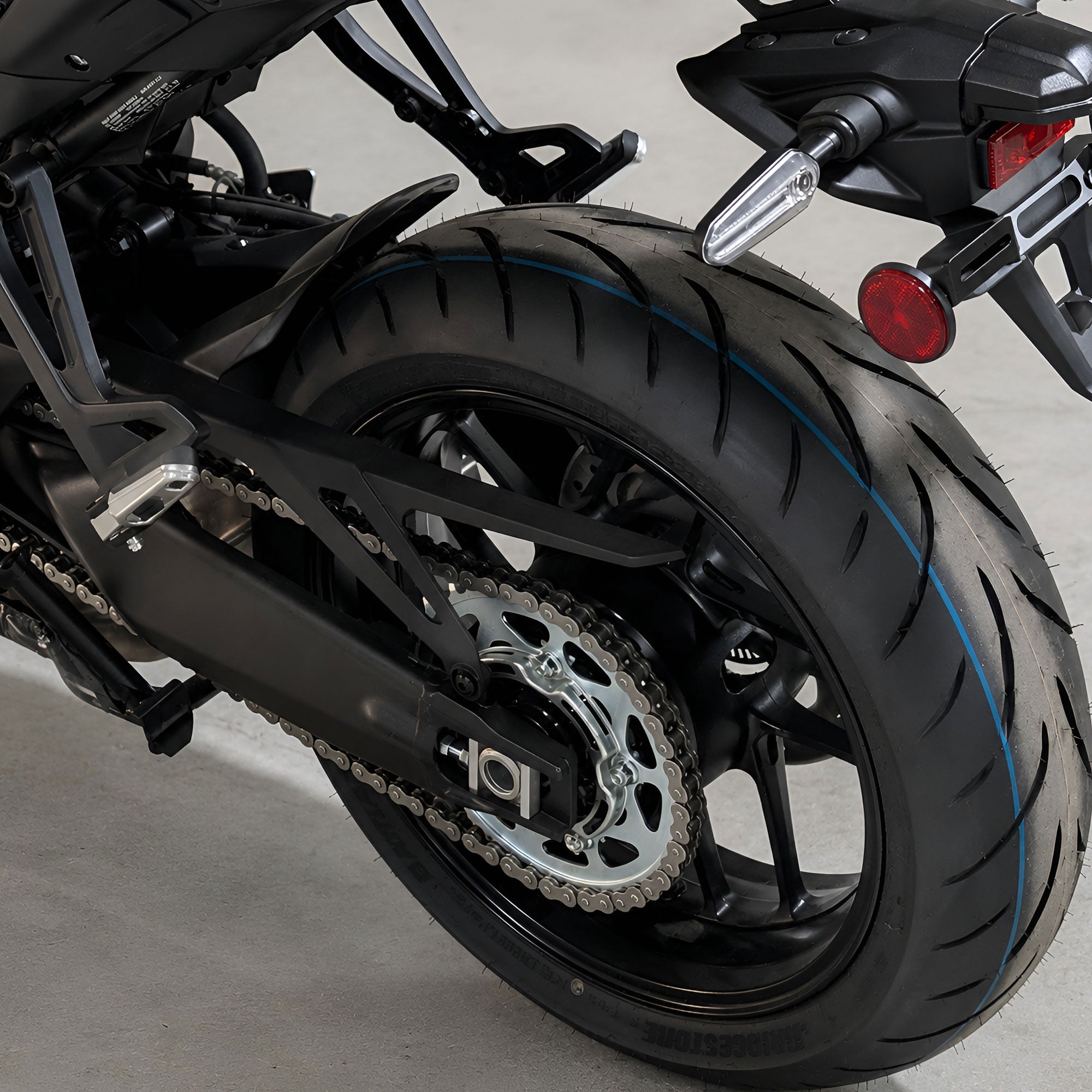 Pyramid Chainguard Extension | Black | Yamaha MT-09 / Tracer 9 / XSR 900 2021>Current - Pyramid Motorcycle Accessories