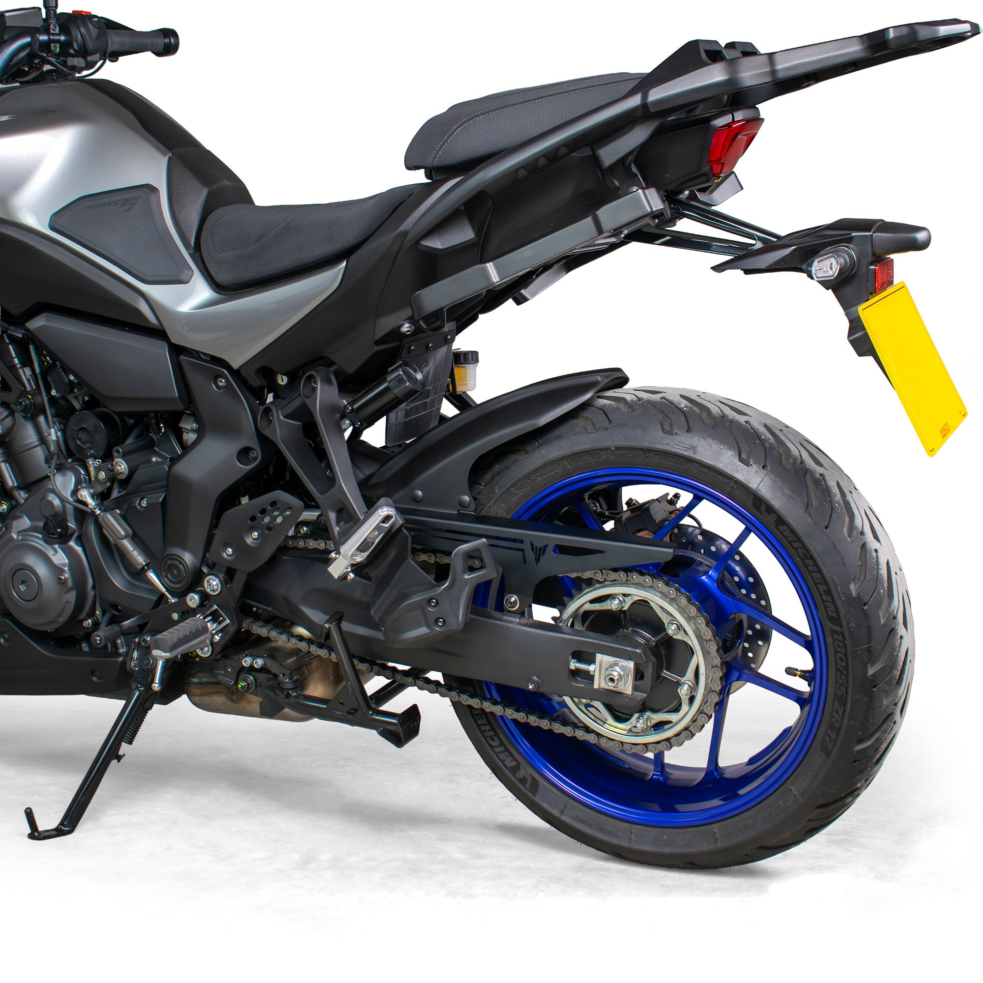 Pyramid Hugger | Matte Black | Yamaha Tracer 7 (GT) 2025>Current - Pyramid Motorcycle Accessories