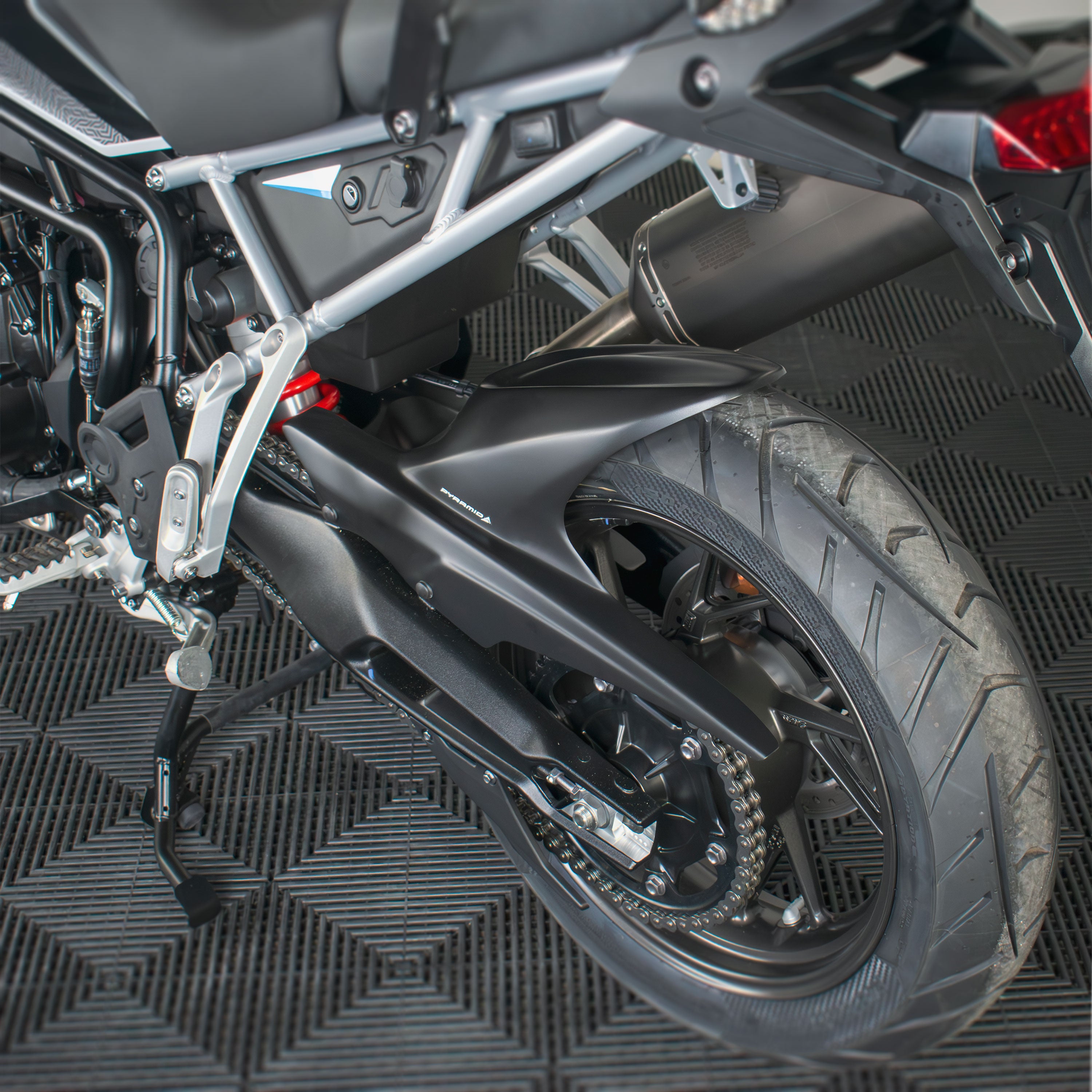 Pyramid Hugger | Matte Black | Triumph Tiger 900 Rally Pro 2020>Current - Pyramid Motorcycle Accessories