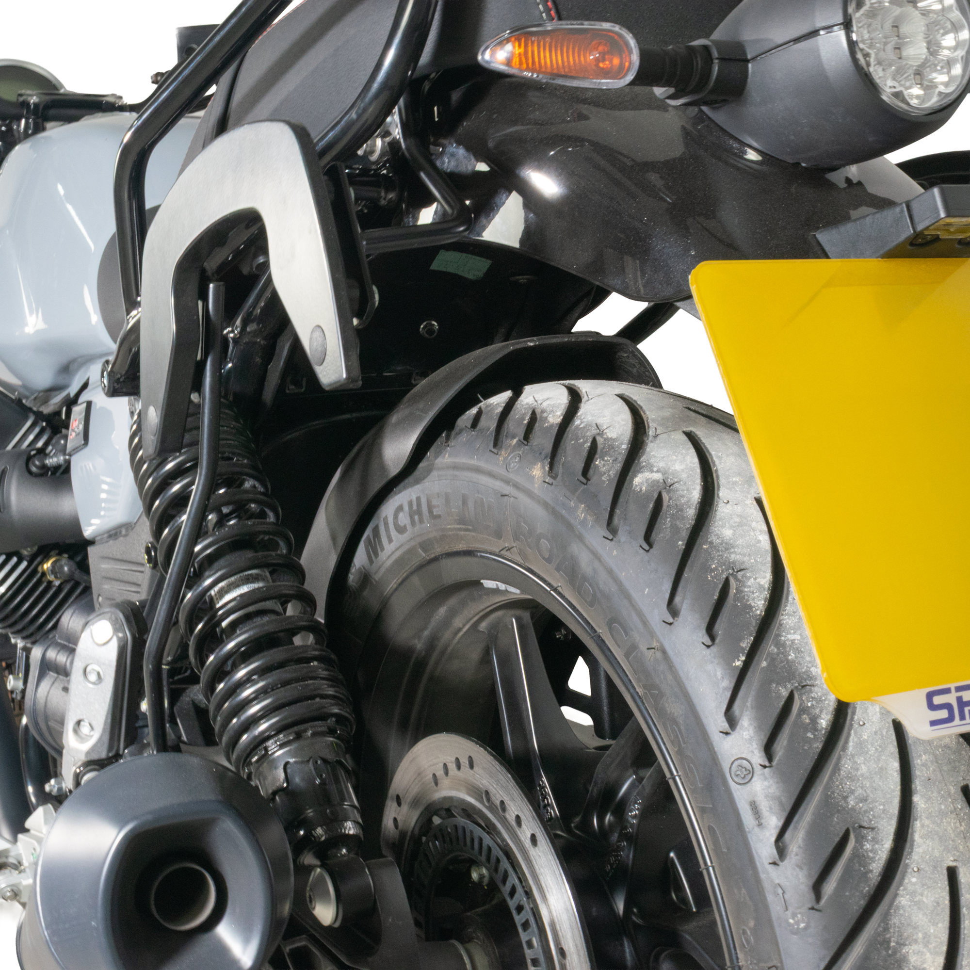 Pyramid Hugger | Matte Black | Moto Guzzi V7 (850) Stone/Special 2021>Current - Shop name