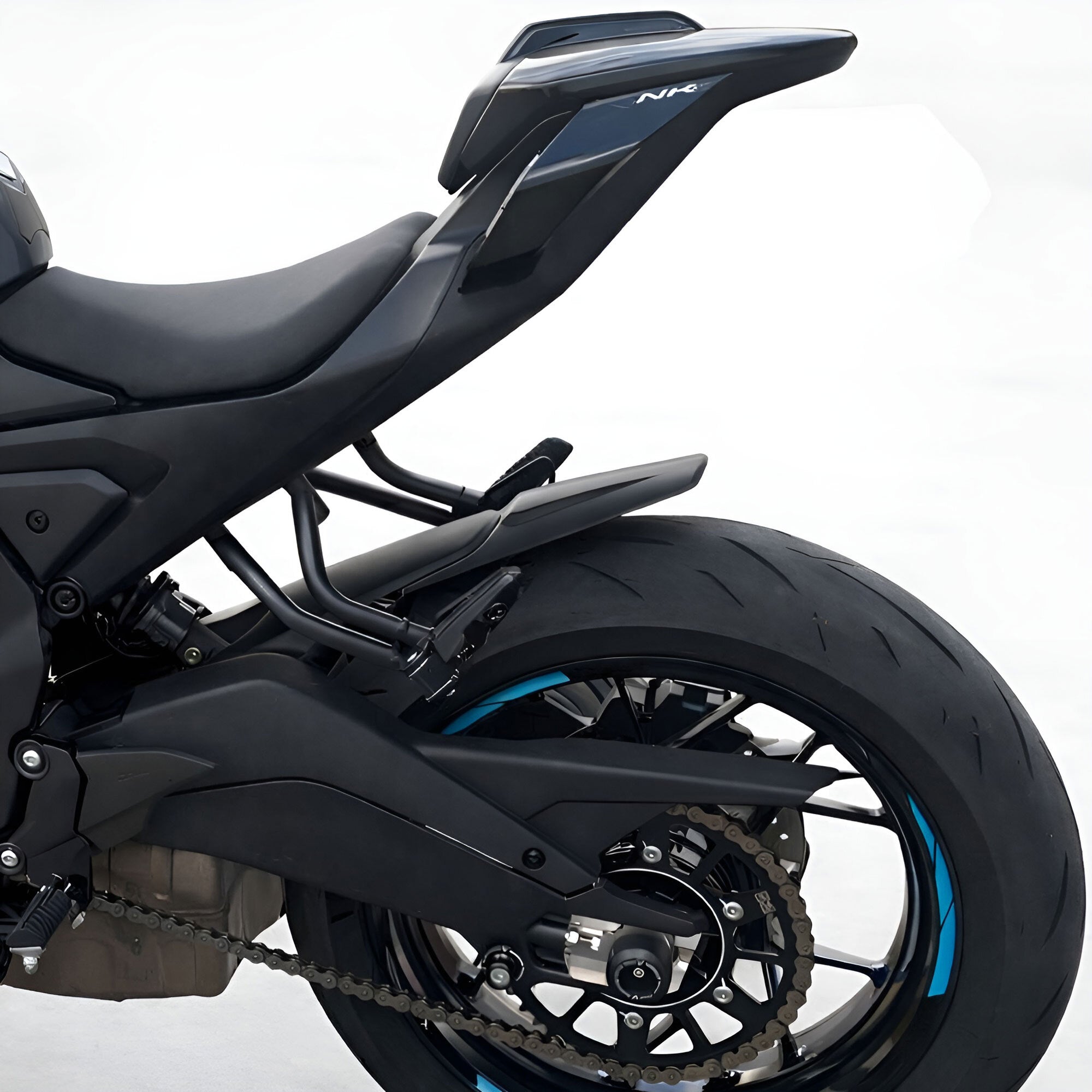 Pyramid Hugger Extension | Matte Black | CFMOTO 675NK 2025>Current - Pyramid Motorcycle Accessories