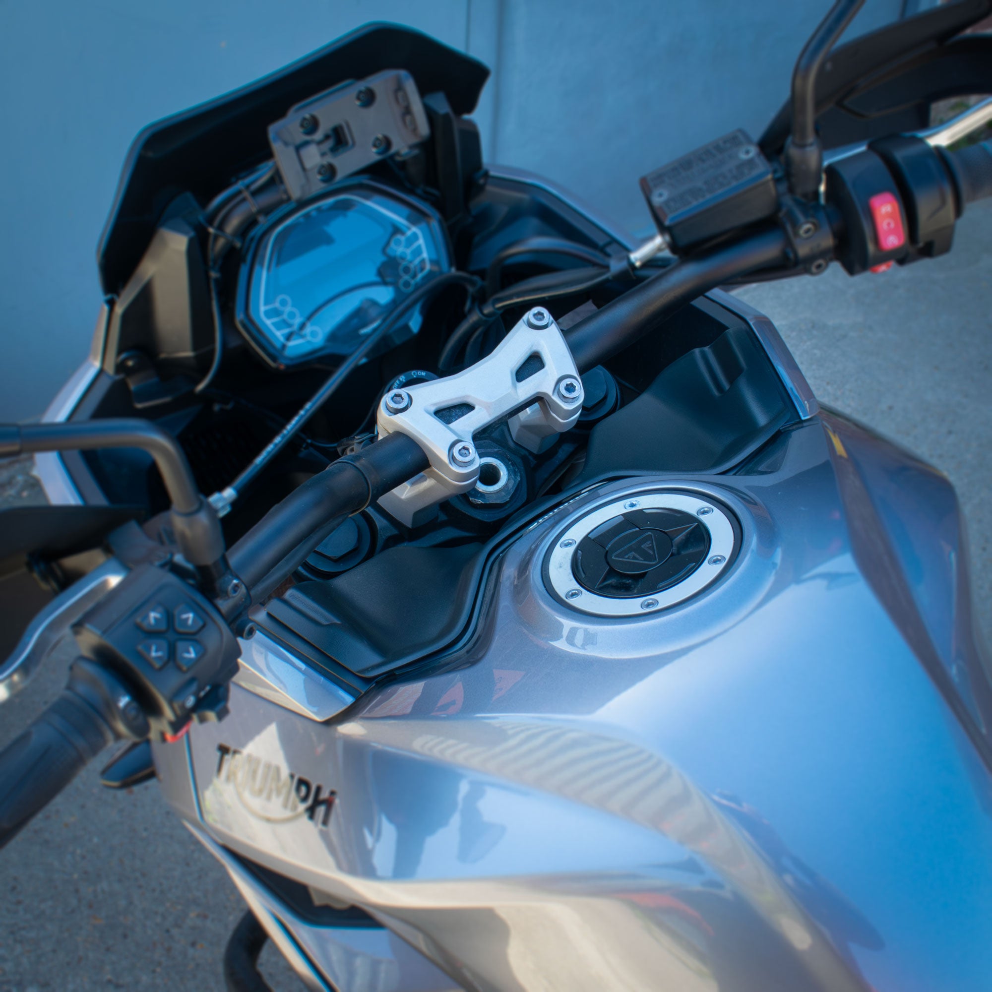 Pyramid Wind Deflector | Matte Black | Triumph Tiger Sport 660 2022>Current