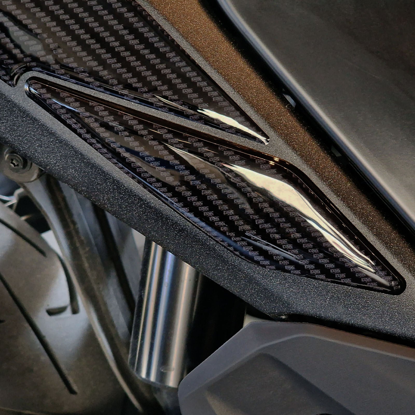 Resin Bike 3D Motorcycle Stickers - Frame Guard | BMW R 1300 GS 2023>2025 - Pyramid Motorcycle Accessories