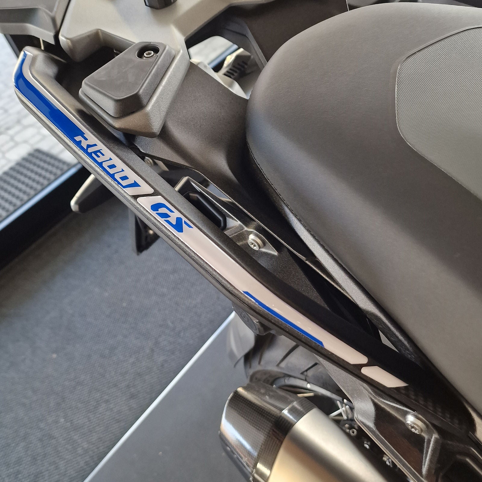 Resin Bike 3D Motorcycle Stickers - Full Kit | BMW R 1300 GS 2023>2026 RB-1000697500004 - Pyramid Motorcycle Accessories