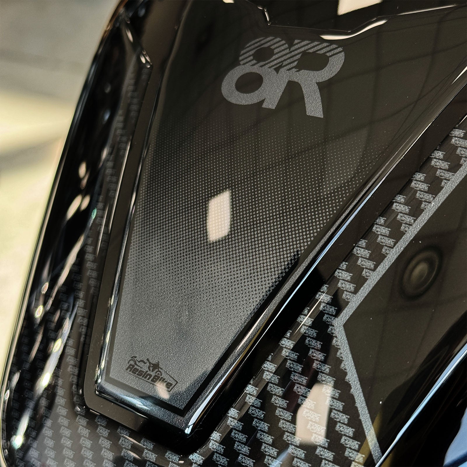 Resin Bike 3D Motorcycle Stickers - Basic Kit | Suzuki GSX-8R 2024>2026 Carbon Look - Pyramid Motorcycle Accessories