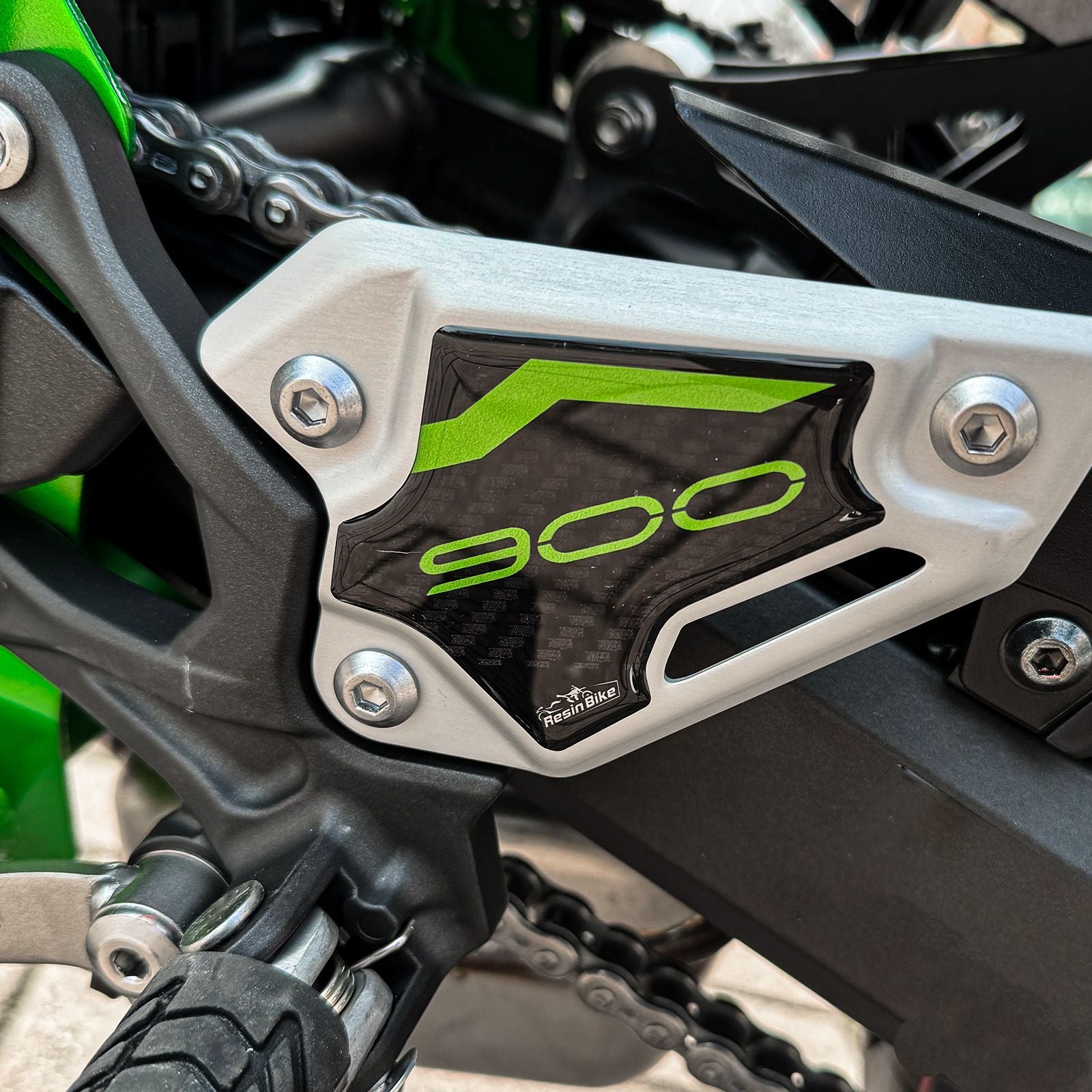 Resin Bike 3D Motorcycle Stickers - Heel Pads | Kawasaki Z 900 2021>2024 - Pyramid Motorcycle Accessories