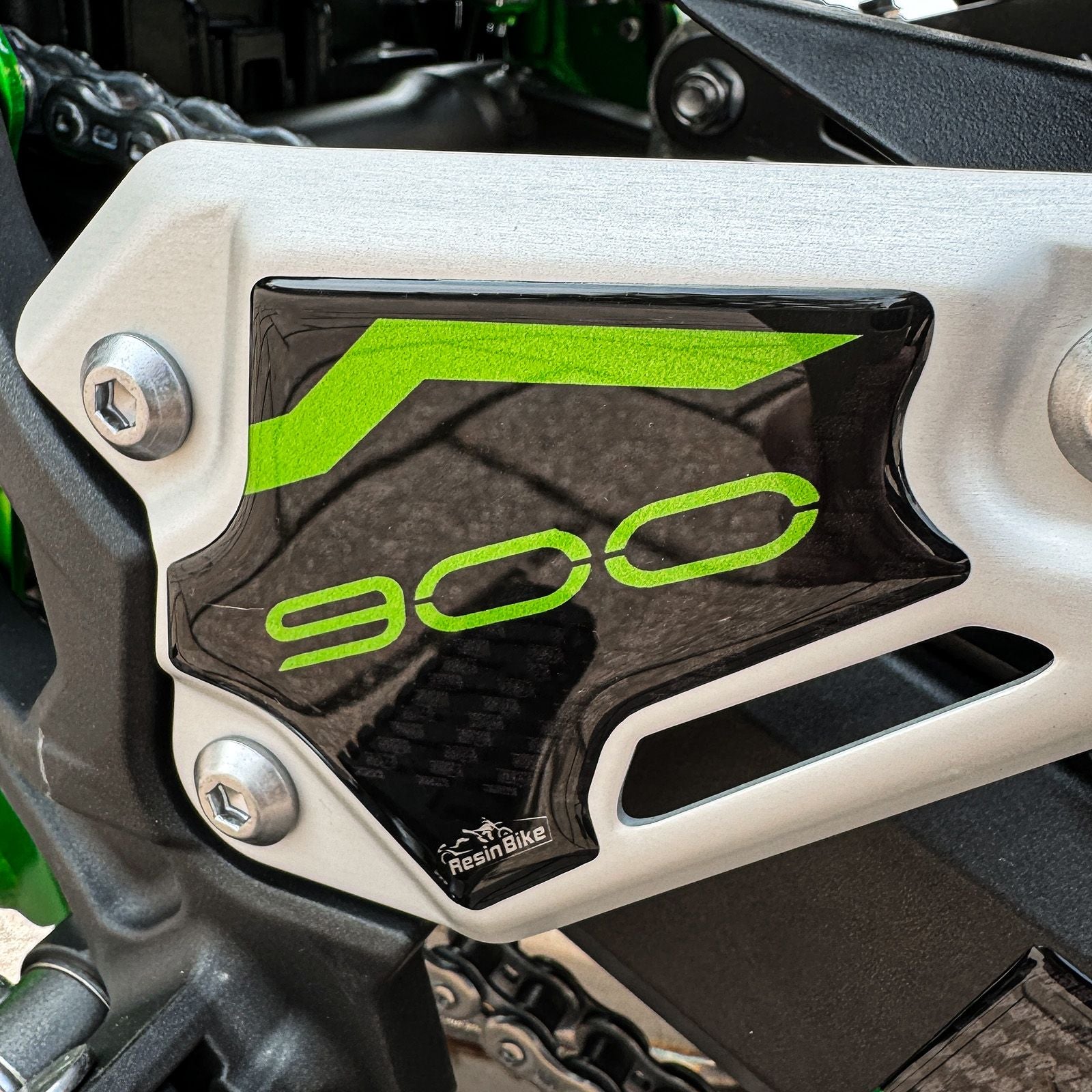 Resin Bike 3D Motorcycle Stickers - Heel Pads | Kawasaki Z 900 2021>2024 - Pyramid Motorcycle Accessories