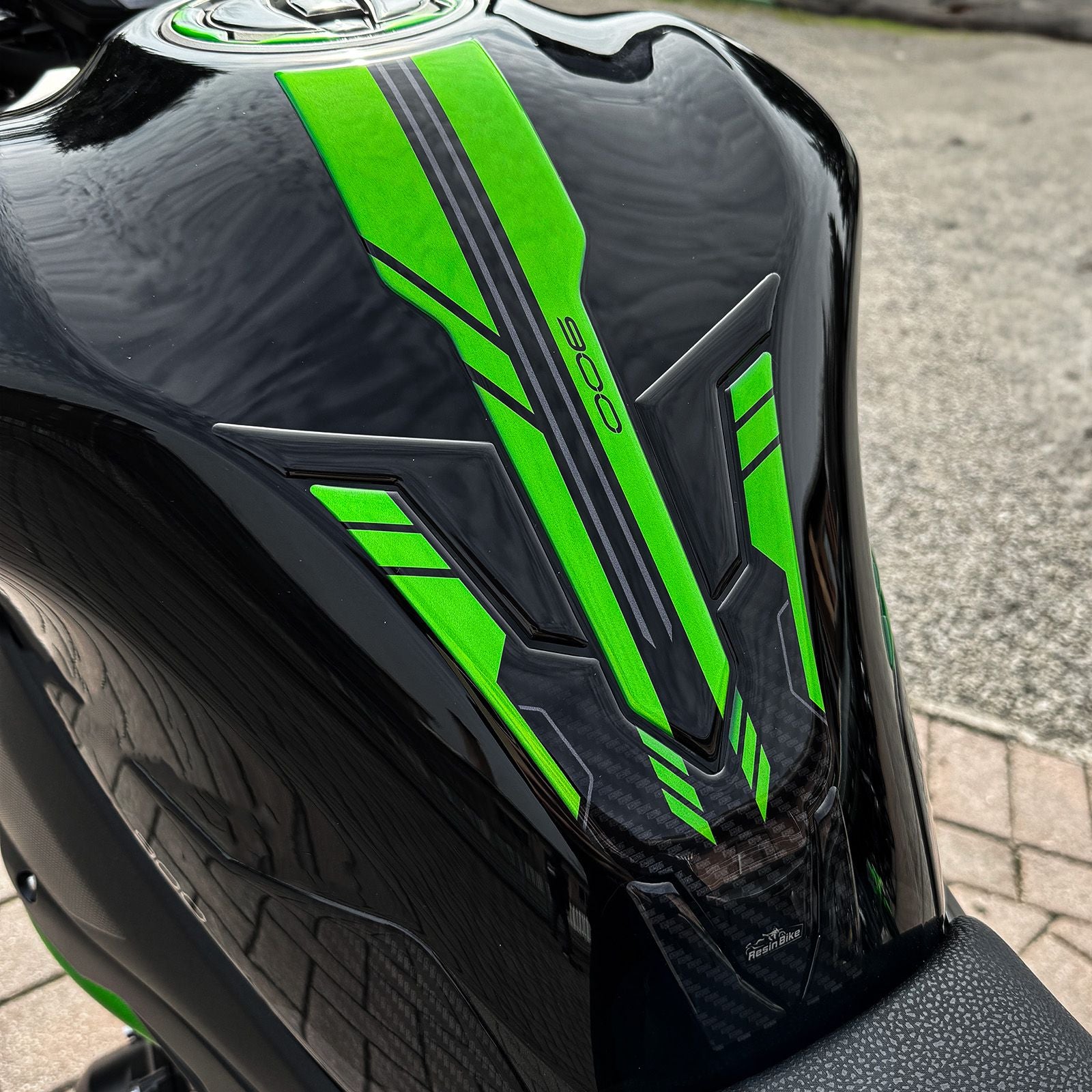 Resin Bike 3D Motorcycle Stickers - Tank Kit | Kawasaki Z 900 2021>2024 - Pyramid Motorcycle Accessories