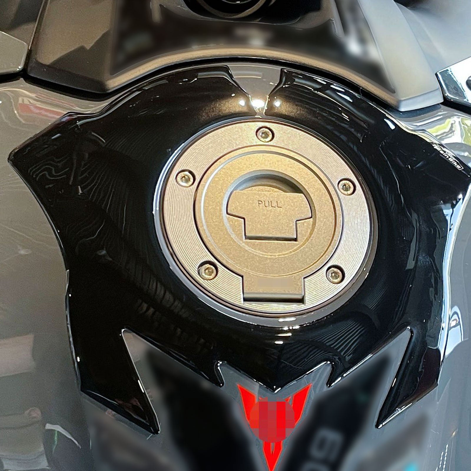 Resin Bike 3D Motorcycle Stickers - Fuel Cap | Yamaha MT-09 2021>2023 RB-1000459200005 - Pyramid Motorcycle Accessories