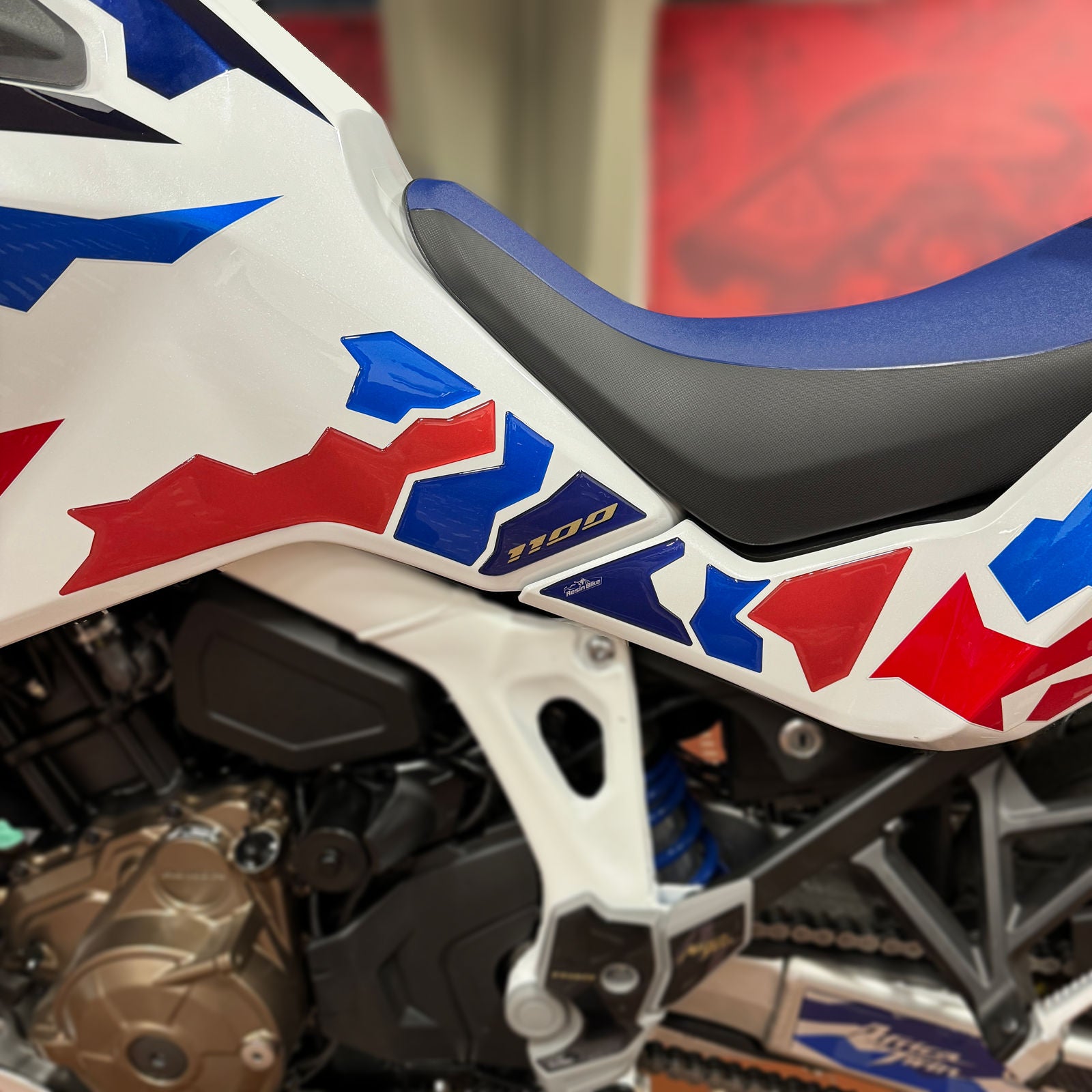 Resin Bike 3D Motorcycle Stickers - Basic Kit | Honda CRF 1100 L Africa Twin Adventure Sports 2024>2025 RB-1000704200002 - Pyramid Motorcycle Accessories
