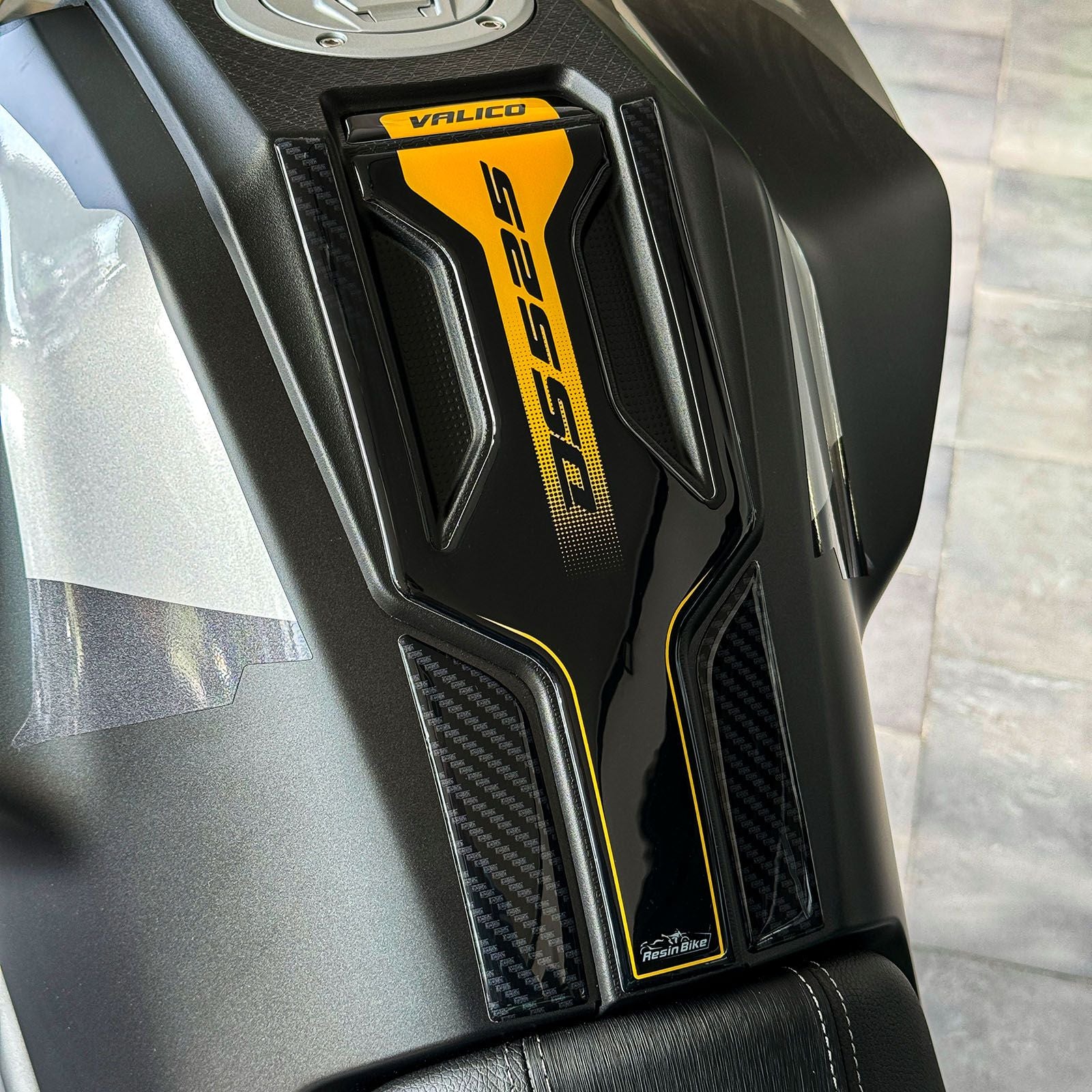 Resin Bike 3D Motorcycle Stickers - Basic Kit | Voge DS525X 2023>2025 RB-1000705000007 - Pyramid Motorcycle Accessories