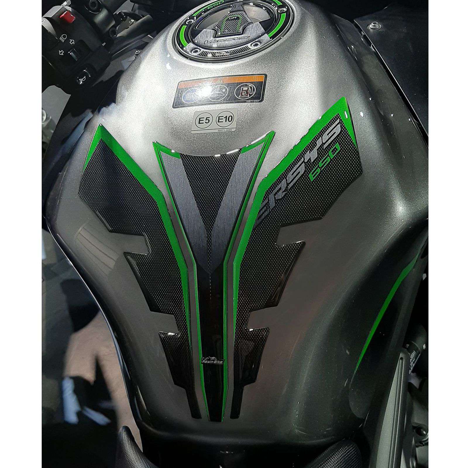 Resin Bike 3D Motorcycle Stickers - Basic Kit | Kawasaki Versys 650 2017>2021 RB-1000706000006 - Pyramid Motorcycle Accessories