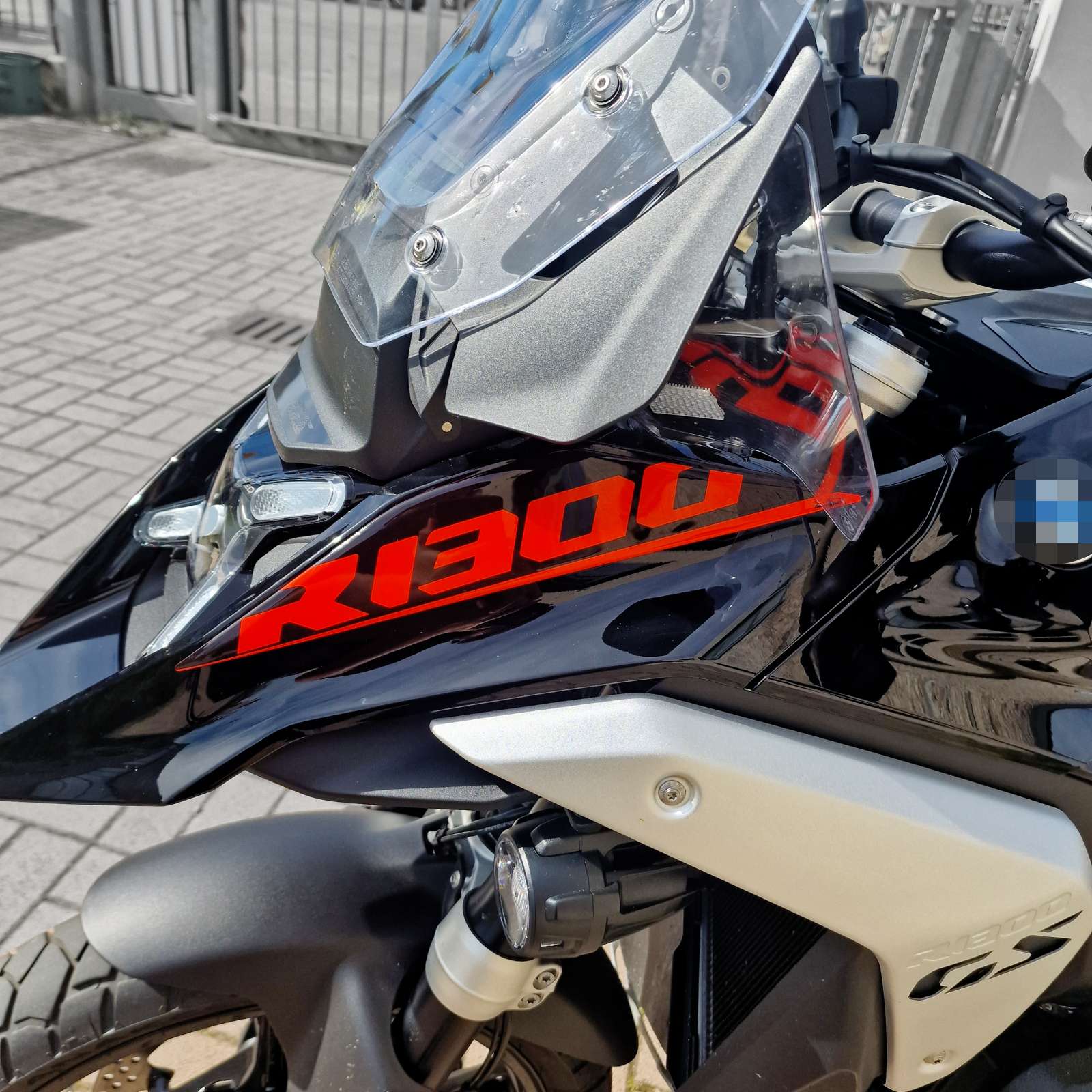 Resin Bike 3D Motorcycle Stickers - Beak | BMW R 1300 GS 2023>2026 RB-1000710800005 - Pyramid Motorcycle Accessories