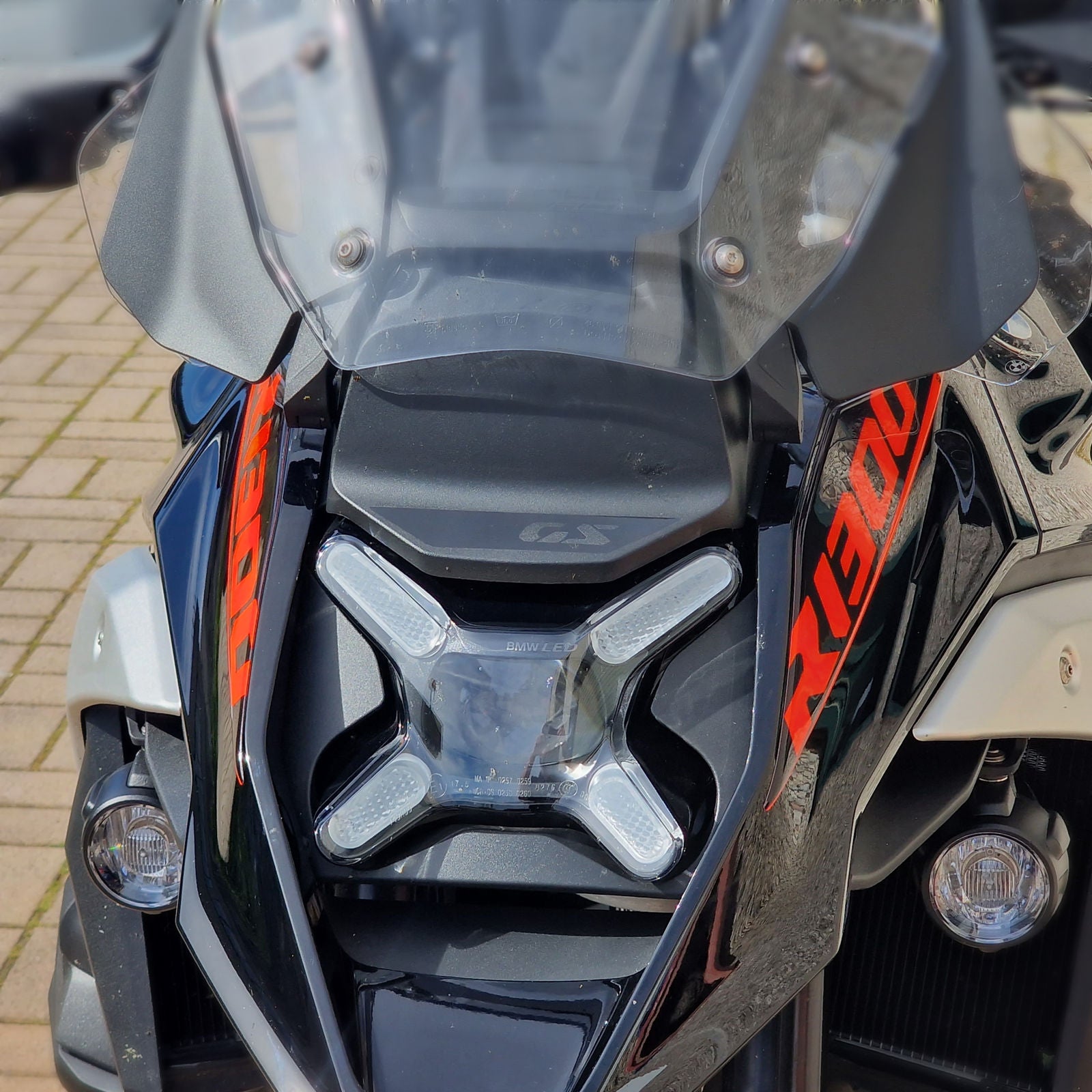 Resin Bike 3D Motorcycle Stickers - Beak | BMW R 1300 GS 2023>2026 RB-1000710800005 - Pyramid Motorcycle Accessories