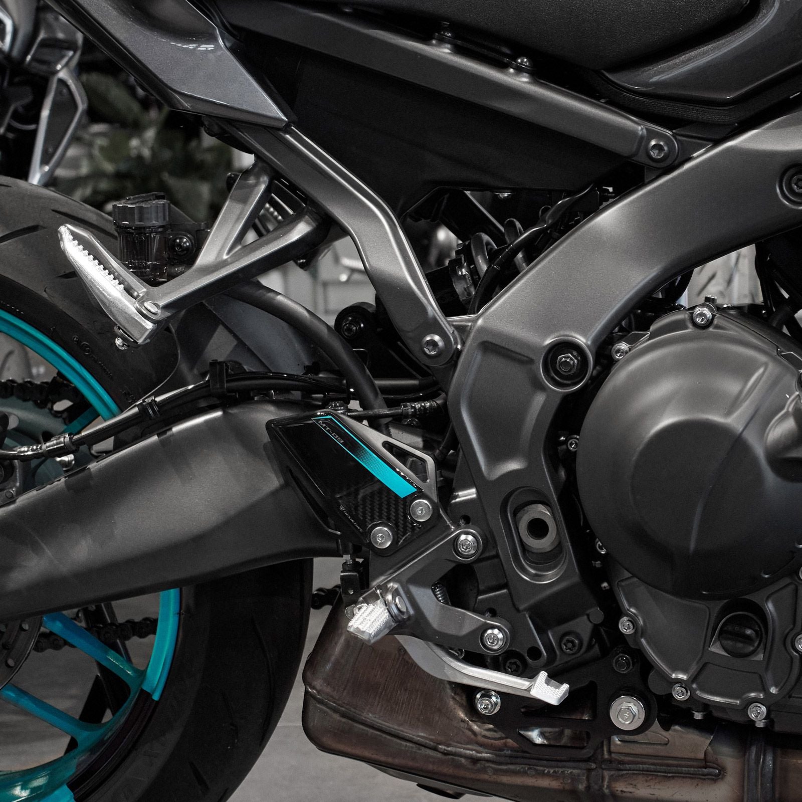 Resin Bike 3D Motorcycle Stickers - Full Kit | Yamaha MT-09 2024>2025 RB-1000715500009 - Pyramid Motorcycle Accessories