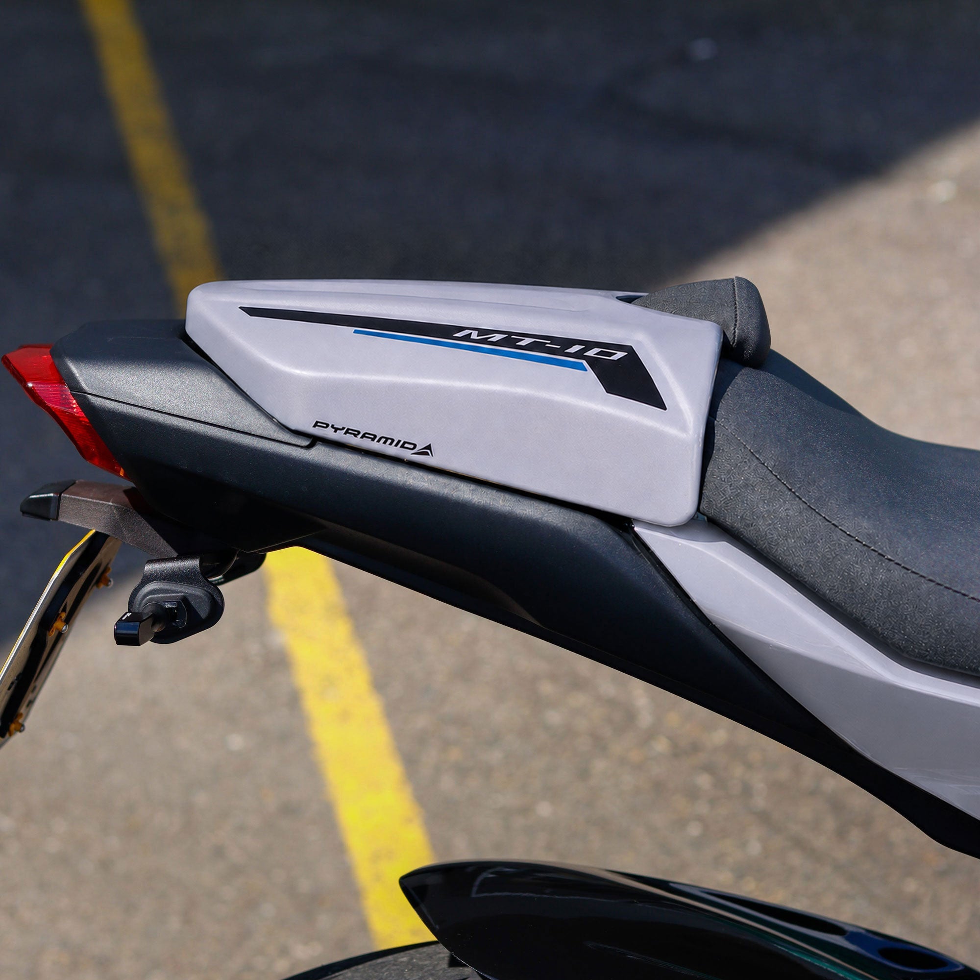 Pyramid Seat Cowl | Ice Storm | Yamaha MT-10 2025>Current