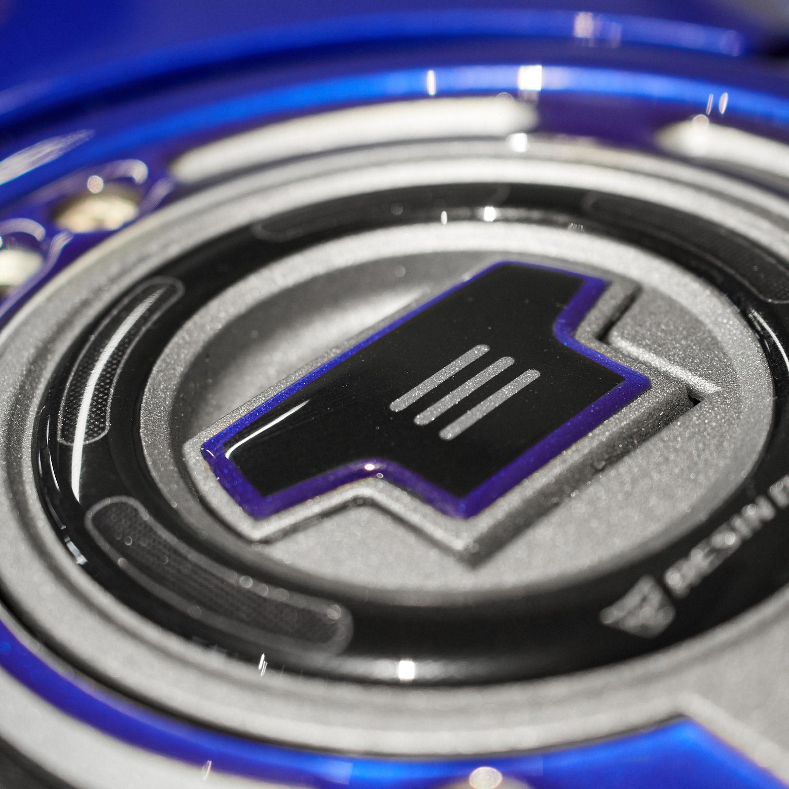 Resin Bike 3D Motorcycle Stickers - Fuel Cap | Yamaha YZF-R1 2020>2024 - Pyramid Motorcycle Accessories
