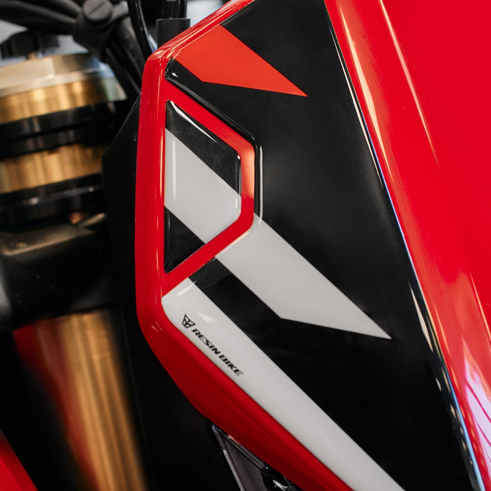 Resin Bike 3D Motorcycle Stickers - Windshield | Ducati Hypermotard 698 Mono 2024>2025 - Pyramid Motorcycle Accessories