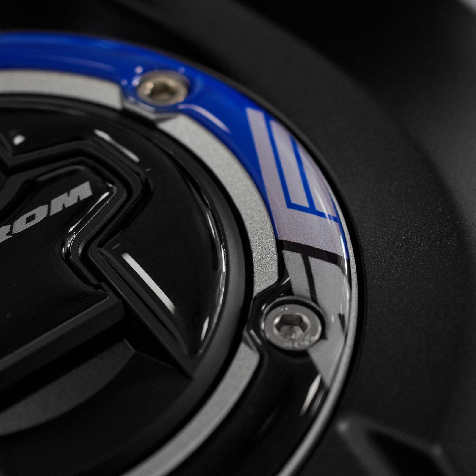 Resin Bike 3D Motorcycle Stickers - Fuel Cap | Suzuki V-Strom 1050SE 2023>2025 - Pyramid Motorcycle Accessories
