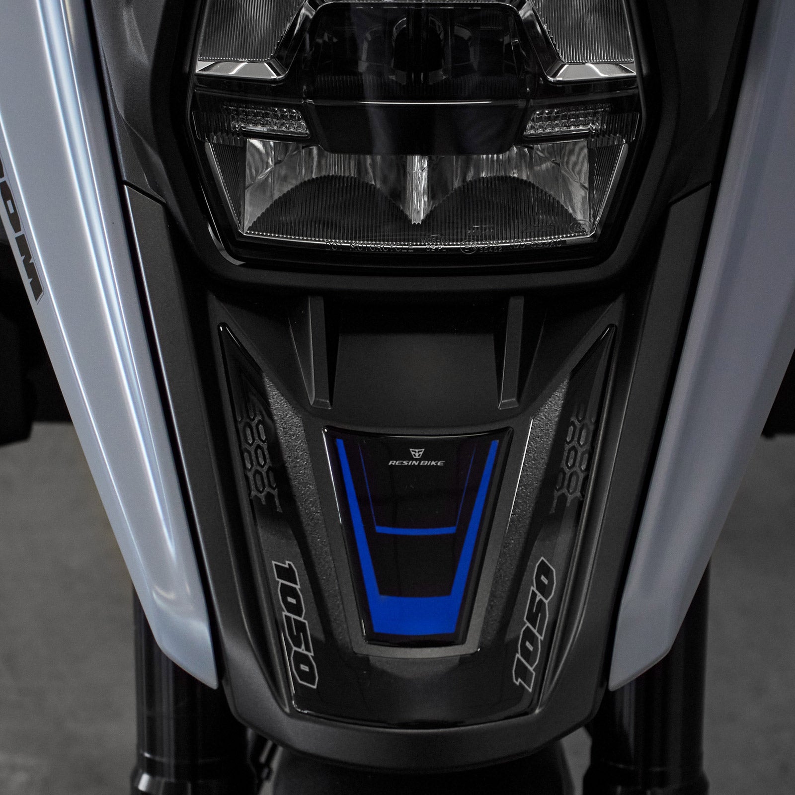 Resin Bike 3D Motorcycle Stickers - Beak | Suzuki V-Strom 1050SE / DE 2023>2025 - Pyramid Motorcycle Accessories