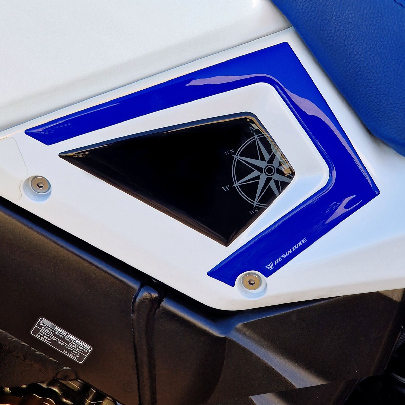 Resin Bike 3D Motorcycle Stickers - Underseat | Suzuki V-Strom 1050DE 2023>2024 - Pyramid Motorcycle Accessories