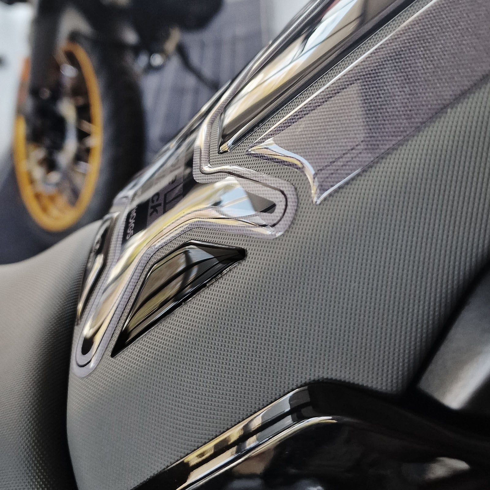 Resin Bike 3D Motorcycle Stickers - Tank Pad | BMW R 1300 GS 2023>2025 - Pyramid Motorcycle Accessories