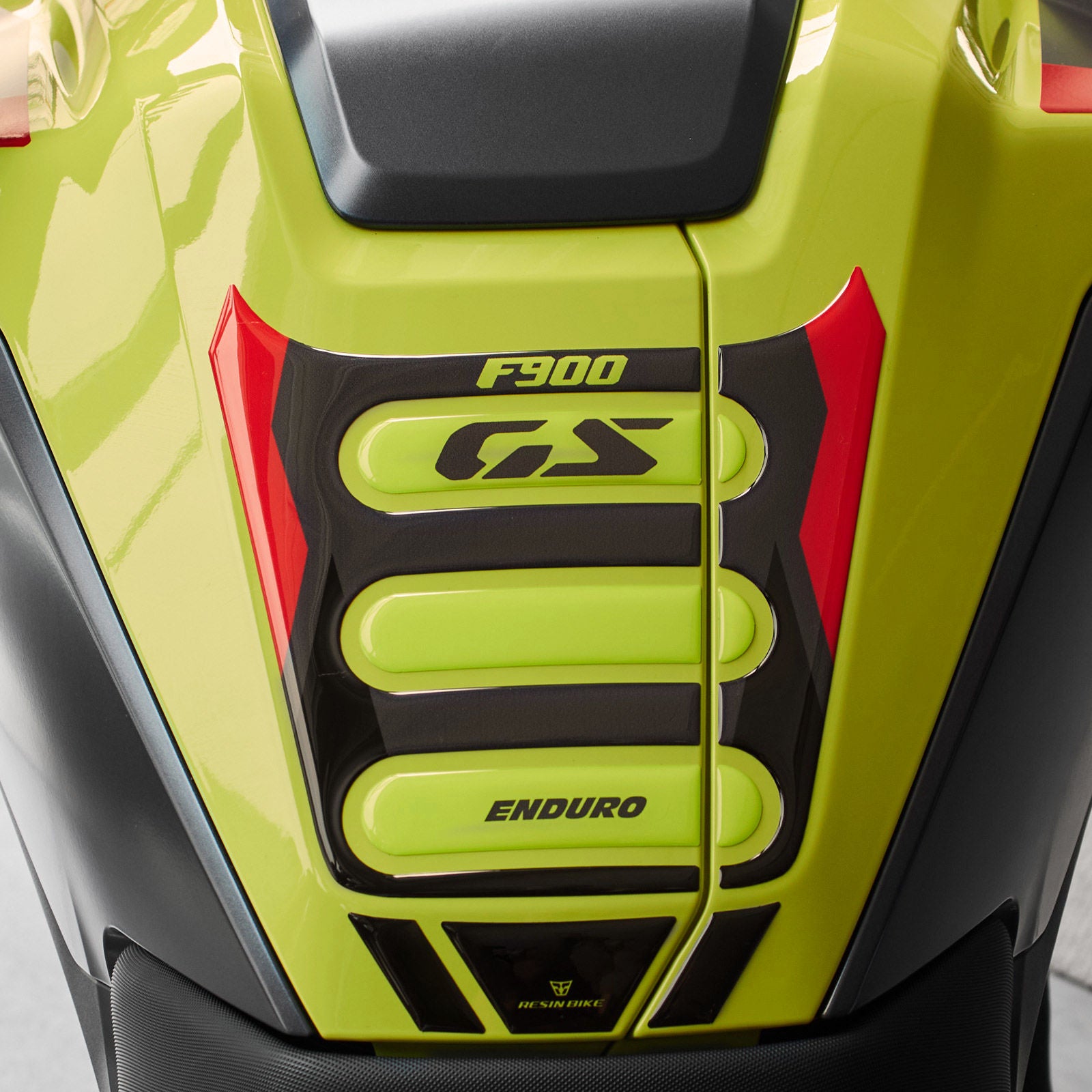 Resin Bike 3D Motorcycle Stickers - Basic Kit | BMW F 900 GS Passion 2024>2026 - Pyramid Motorcycle Accessories