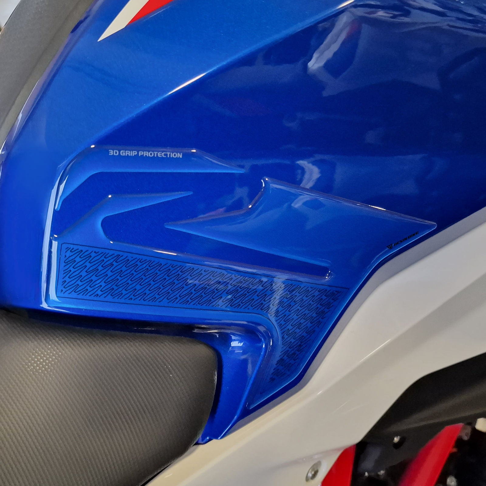 Resin Bike 3D Motorcycle Stickers - Full Kit | BMW G 310 R 2021>2024 RB-1000748300003 - Pyramid Motorcycle Accessories