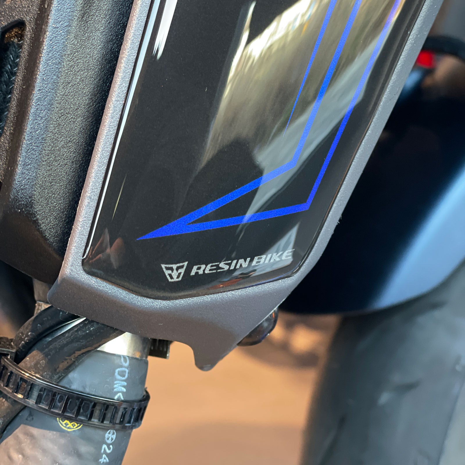Resin Bike 3D Motorcycle Stickers - Side Panels | Yamaha MT-09/MT-09 SP 2024>2025 - Pyramid Motorcycle Accessories