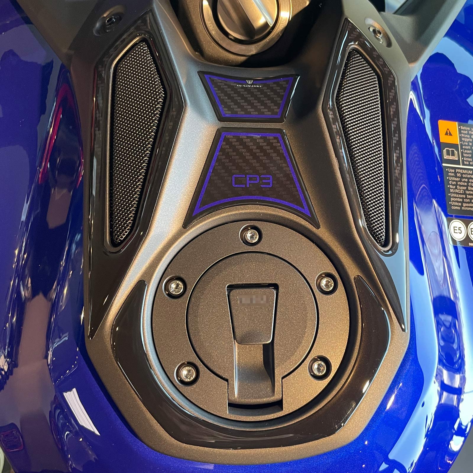 Resin Bike 3D Motorcycle Stickers - Key Area | Yamaha MT-09/MT-09 SP 2024>2025 - Pyramid Motorcycle Accessories
