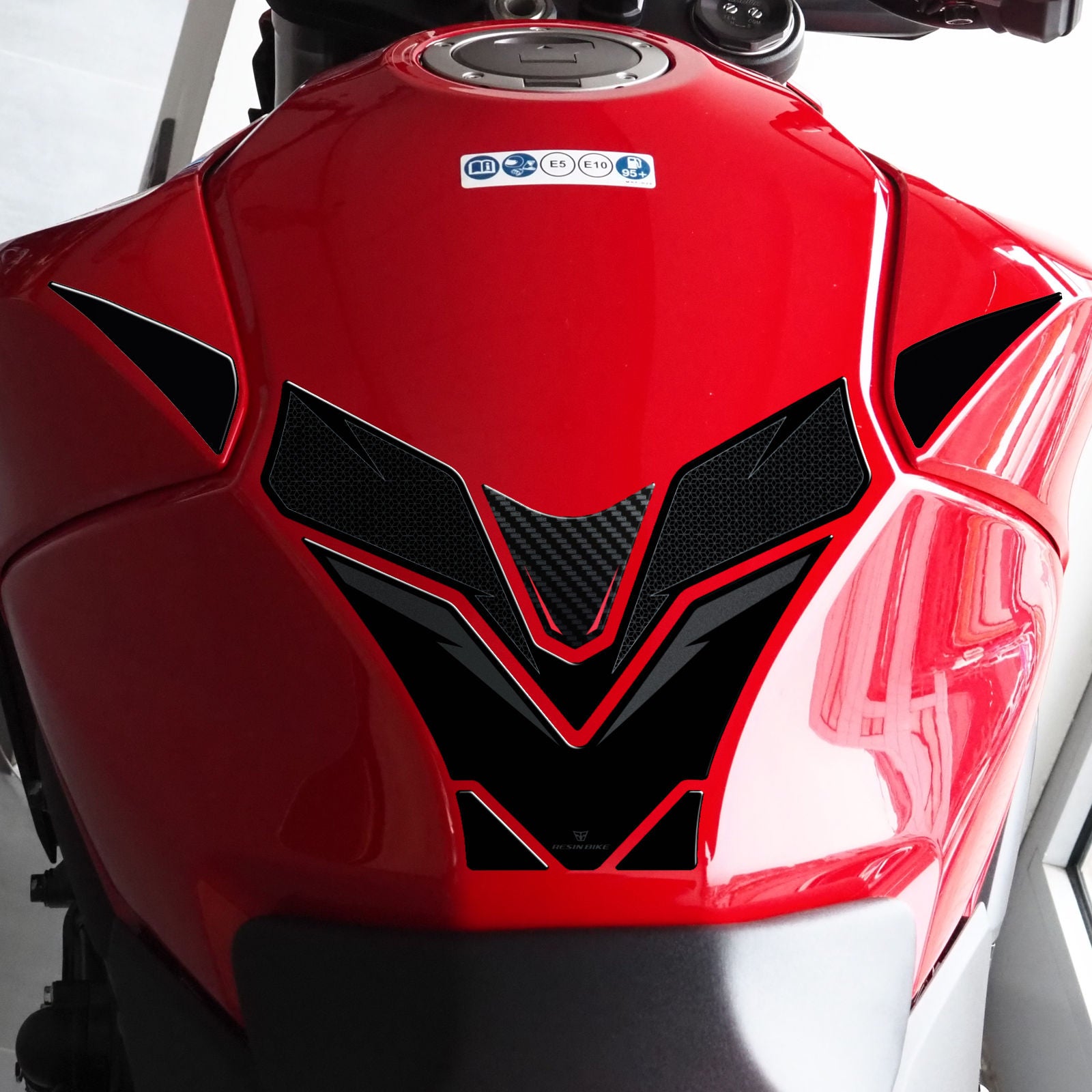 Resin Bike 3D Motorcycle Stickers - Basic Tank Kit | Honda CB1000 Hornet 2025>Current - Pyramid Motorcycle Accessories