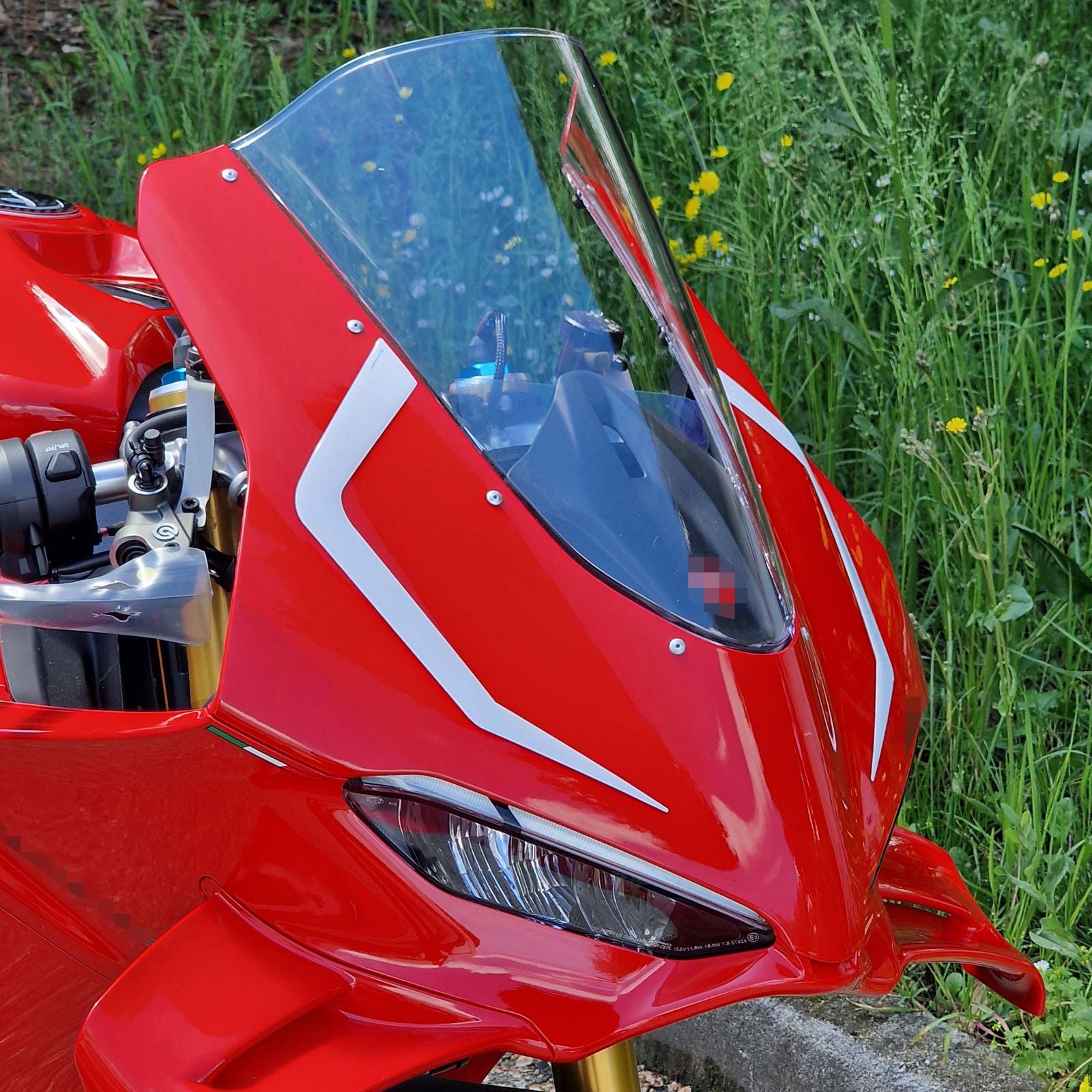 Resin Bike 3D Motorcycle Stickers - Windshield | Ducati Panigale/Streetfighter V4 / V4 S 2025>2026 - Pyramid Motorcycle Accessories