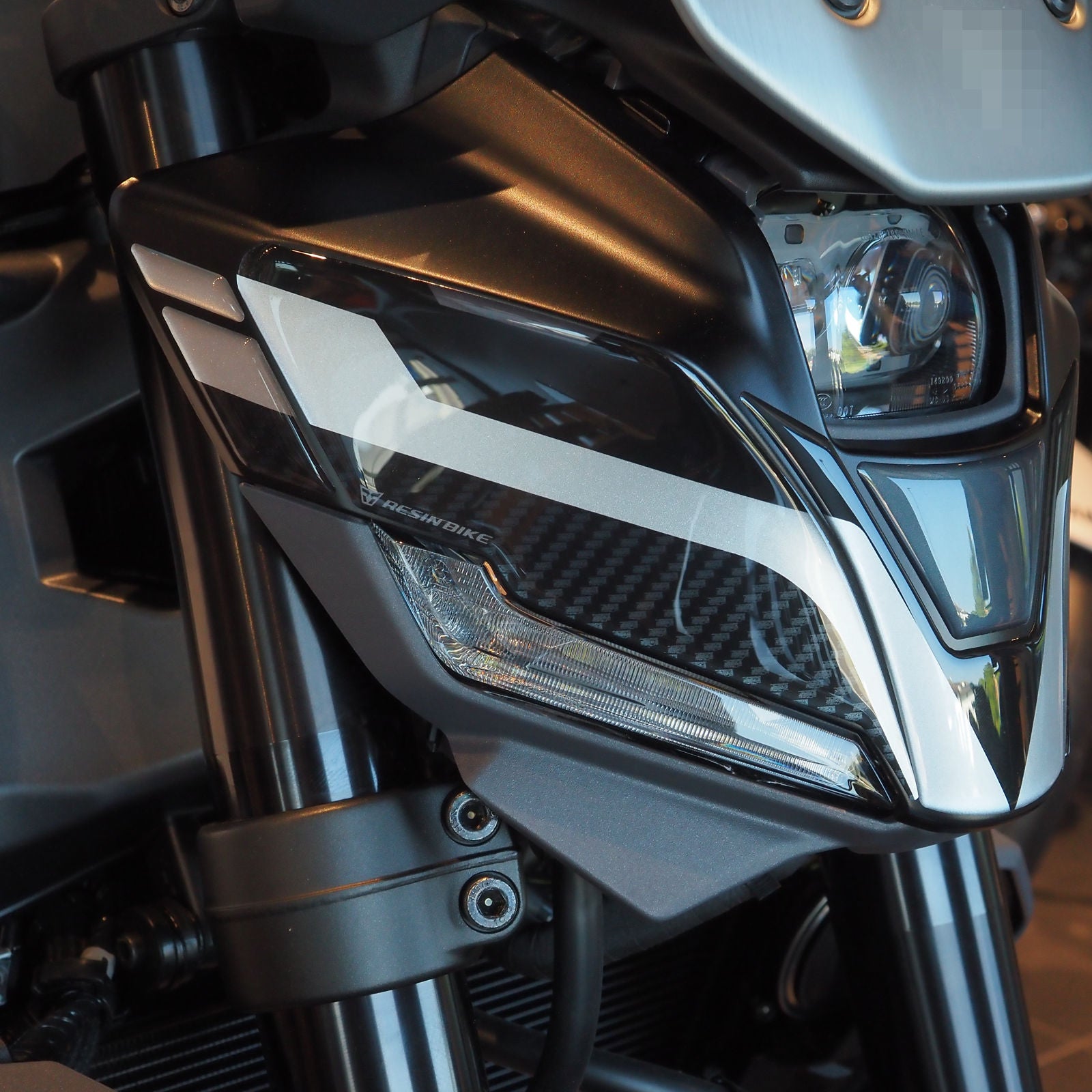 Resin Bike 3D Motorcycle Stickers - Windshield | Yamaha MT-09 2024>2025 RB-1000778300004 - Pyramid Motorcycle Accessories
