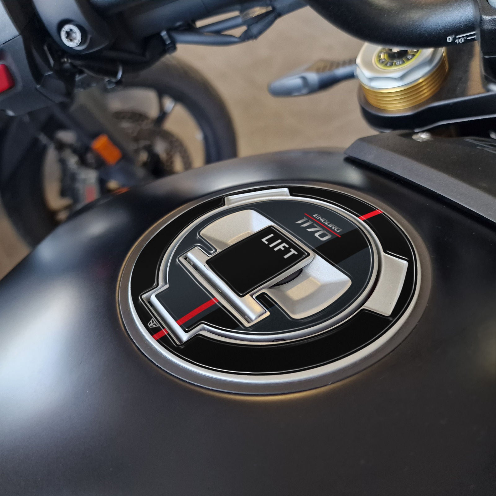 Resin Bike 3D Motorcycle Stickers - Fuel Cap | BMW R 12 G/S 2025>2026 - Pyramid Motorcycle Accessories