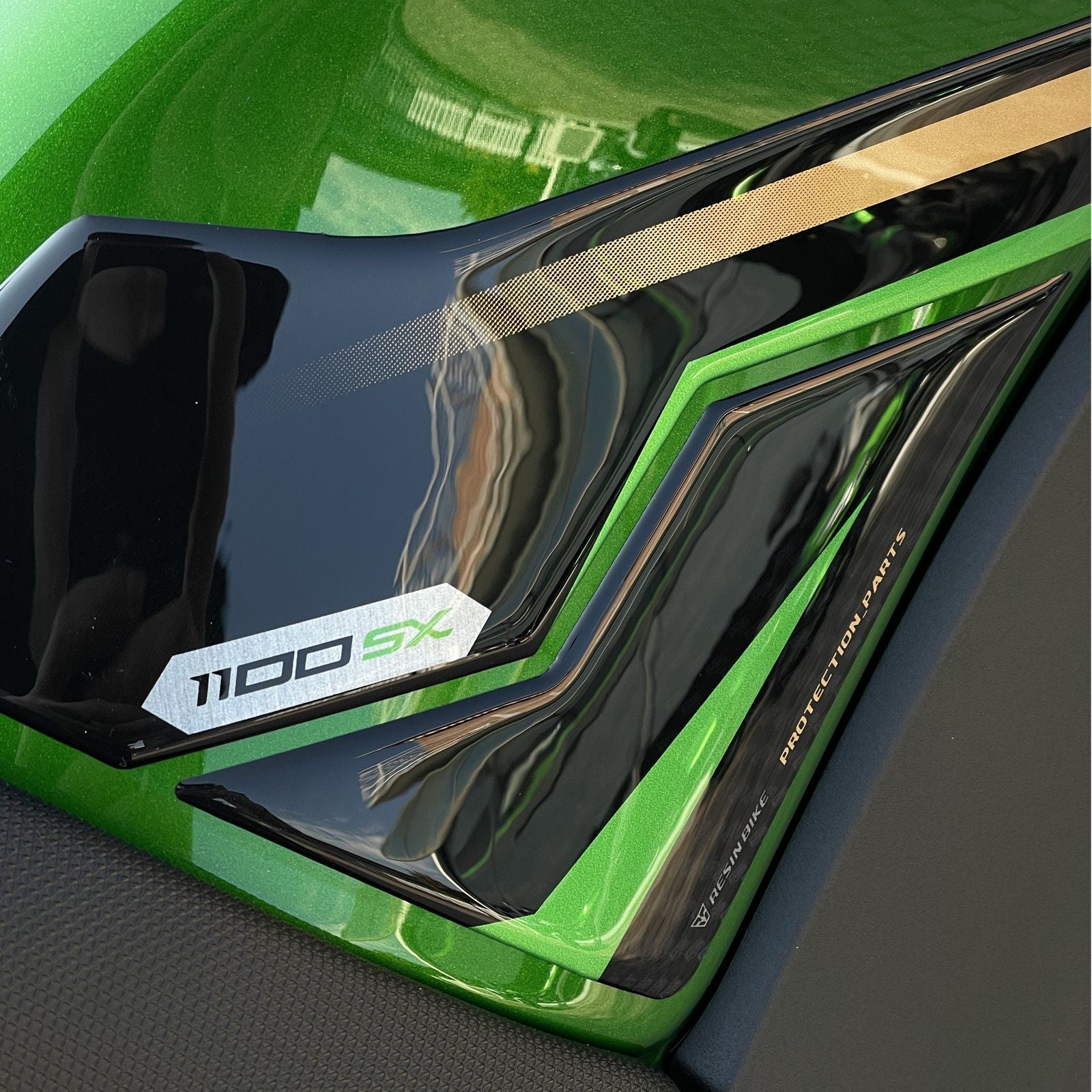 Resin Bike 3D Motorcycle Stickers - Tank Sides | Kawasaki Ninja 1100 SX SE 2025>Current - Pyramid Motorcycle Accessories