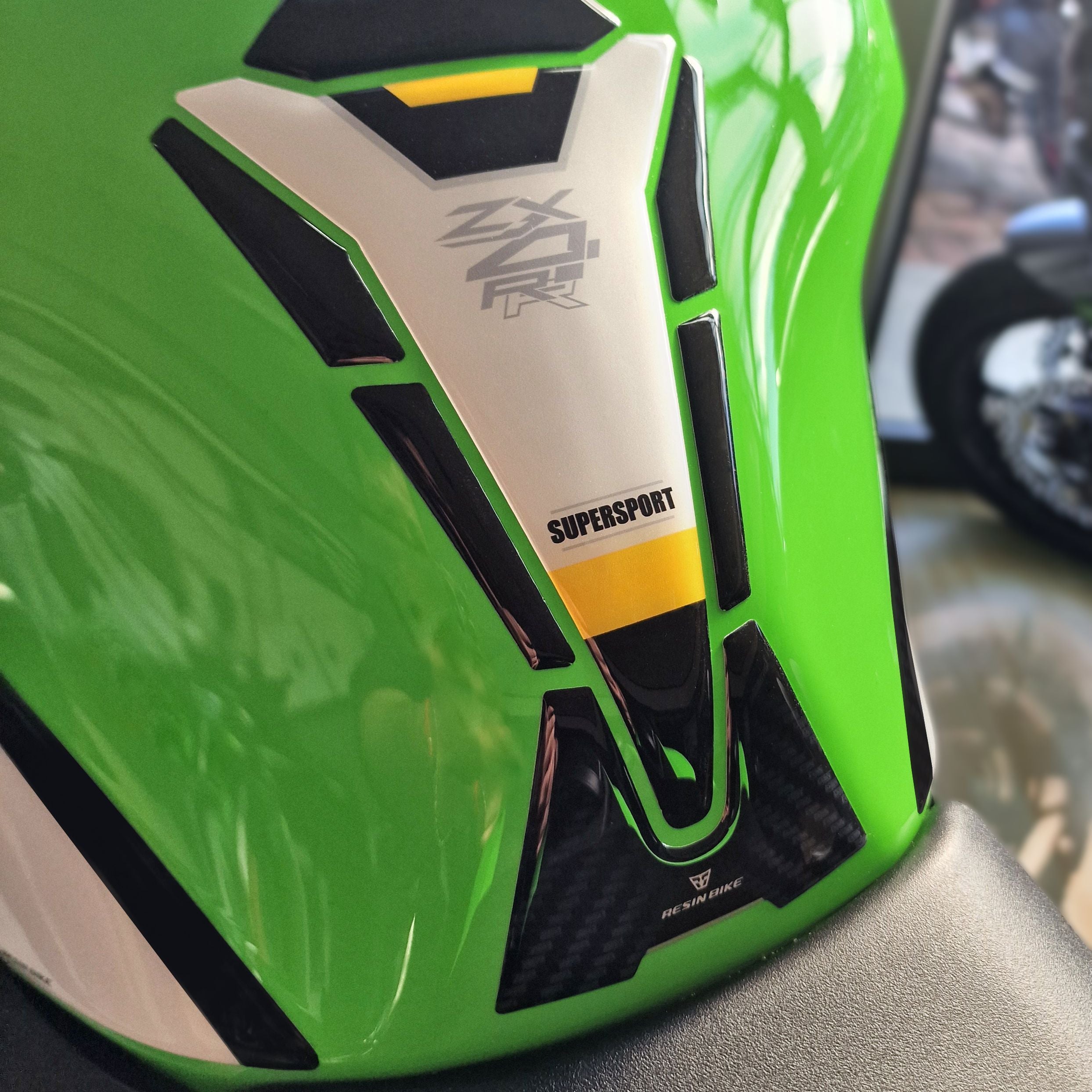 Resin Bike 3D Motorcycle Stickers - Tank Pad | Kawasaki Ninja ZX-4RR 2025>Current - Pyramid Motorcycle Accessories