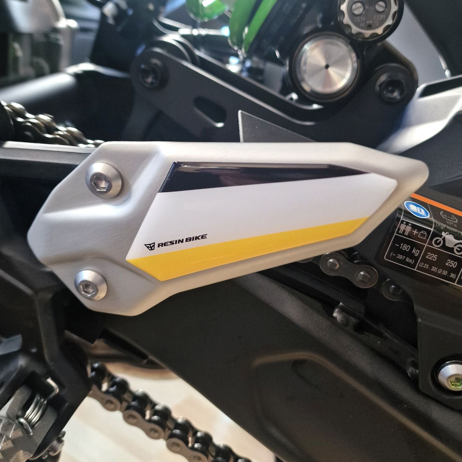 Resin Bike 3D Motorcycle Stickers - Heel Pads | Kawasaki Ninja ZX-4RR 2025>Current - Pyramid Motorcycle Accessories