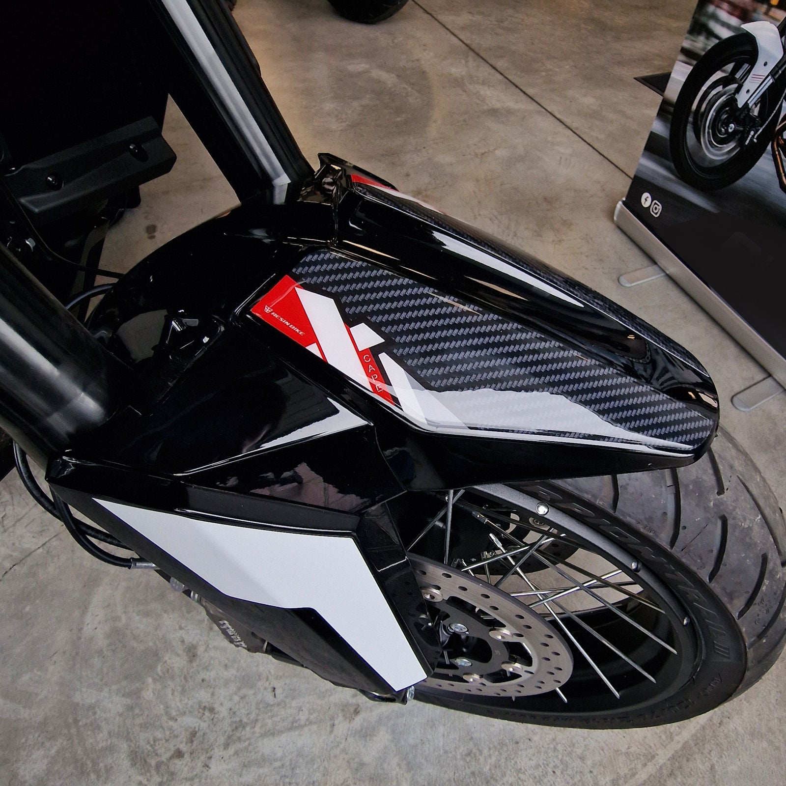 Resin Bike 3D Motorcycle Stickers - Front Fender | Moto Guzzi X-Cape 1200 2025>2026 - Pyramid Motorcycle Accessories