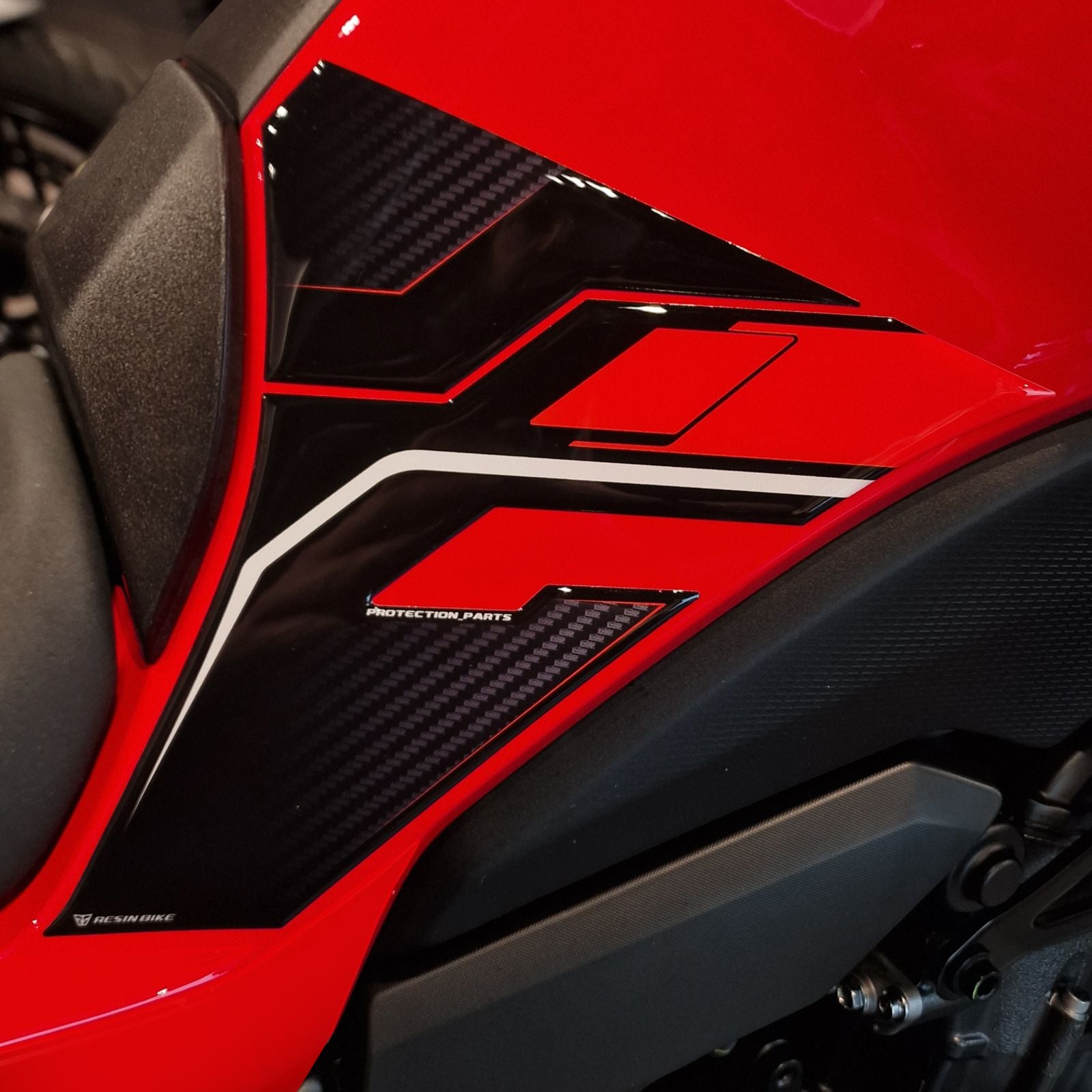 Resin Bike 3D Motorcycle Stickers - Tank Sides | Yamaha Tracer 7 2025>2026 RB-1000809400000 - Pyramid Motorcycle Accessories