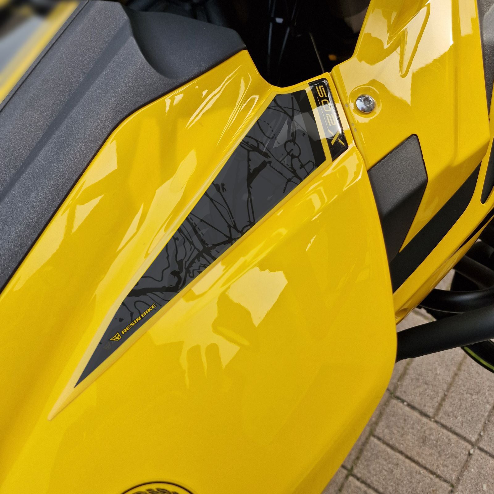 Resin Bike 3D Motorcycle Stickers - Fuel Cap | Benelli TRK 502 X 2021>2026 - Pyramid Motorcycle Accessories