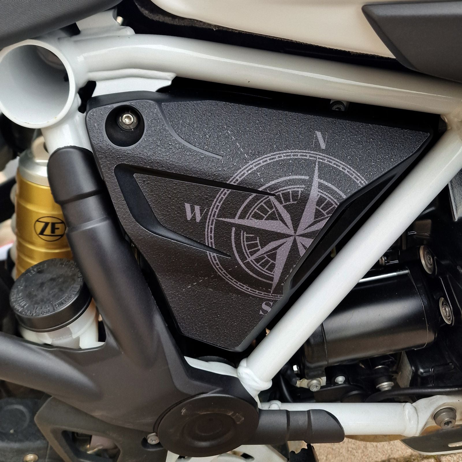 Resin Bike Crystal Motorcycle Protection Stickers - Full Kit | BMW R 1250 GS Adventure 2021>2024 - Pyramid Motorcycle Accessories