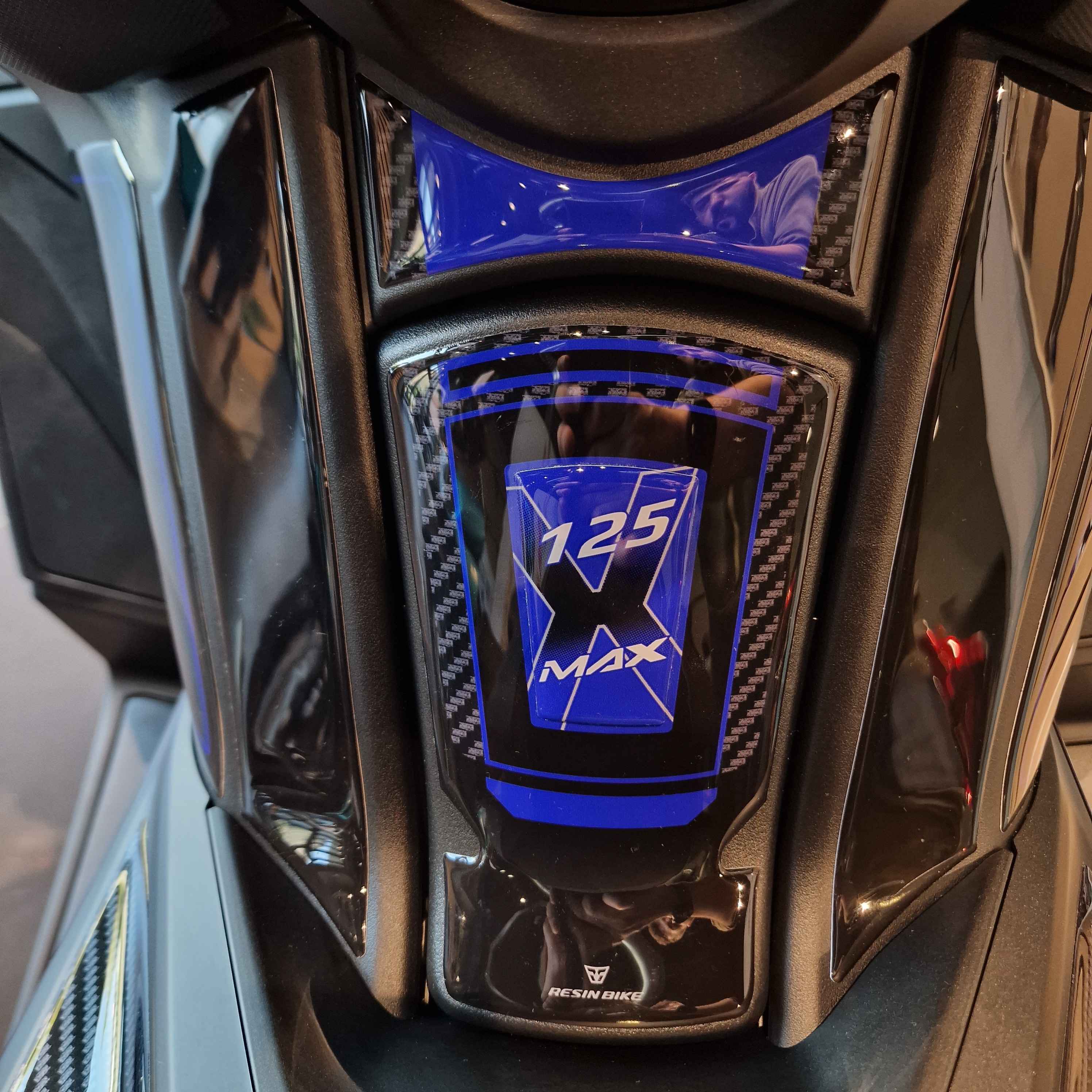 Resin Bike Kit Stickers 3D Compatible with Tank Cover | Yamaha Xmax 300/125 2021>2026