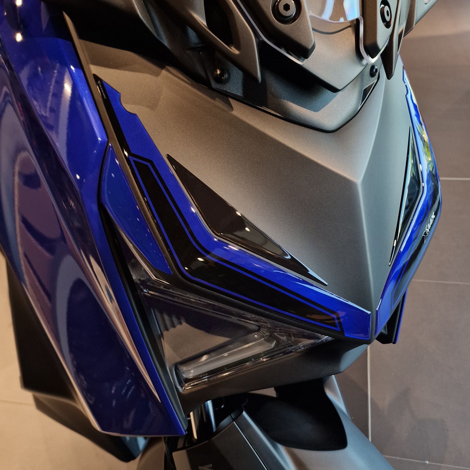 Resin Bike Kit Tank Full Stickers 3D Compatible | Yamaha Xmax 300/125 2021>2026