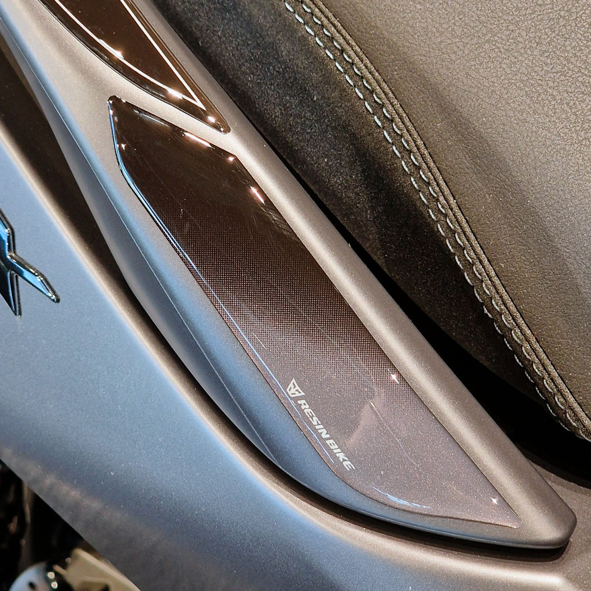 Resin Bike Motorcycle Sticker 3D Compatible Passenger Handles | Yamaha Xmax 300/125 2021>2026