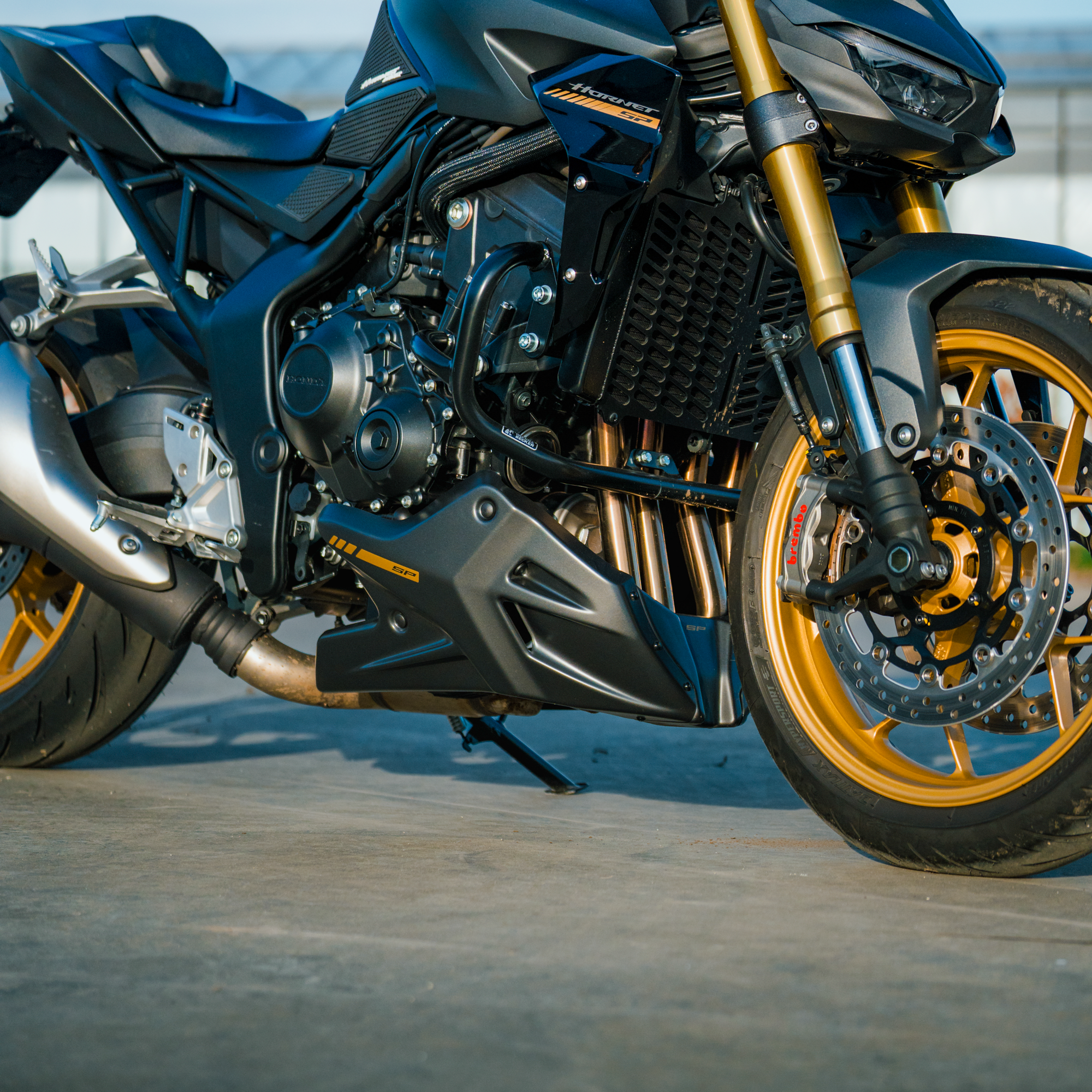 Pyramid Belly Pan | SP Colours | Honda CB1000 Hornet inc SP 2025>Current - Pyramid Motorcycle Accessories