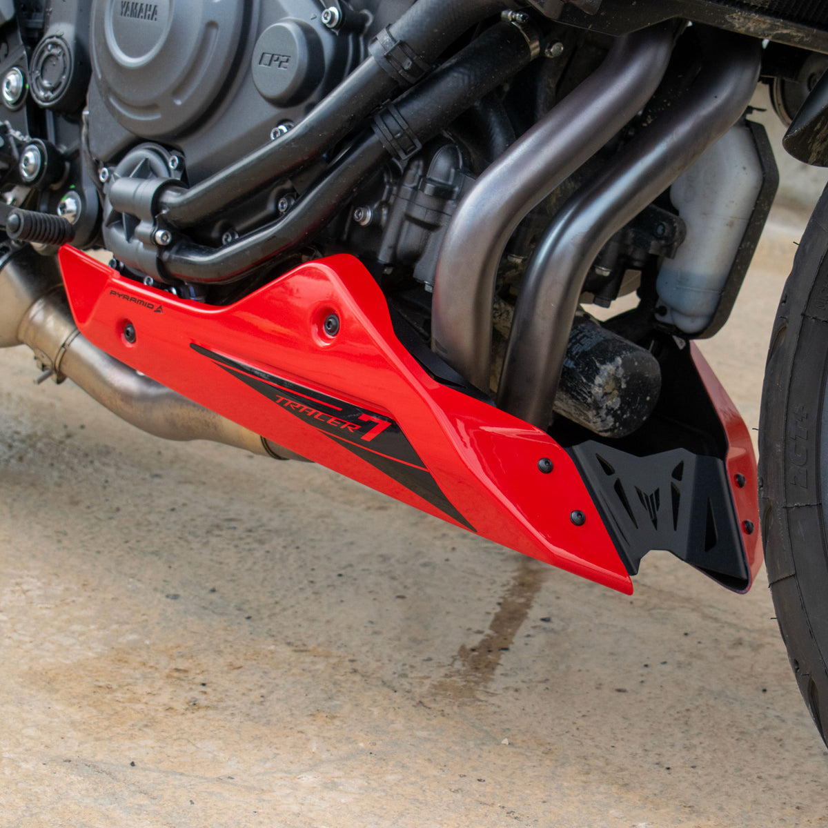 Pyramid Belly Pan | Redline | Yamaha Tracer 7/GT 2021>Current - Pyramid Motorcycle Accessories