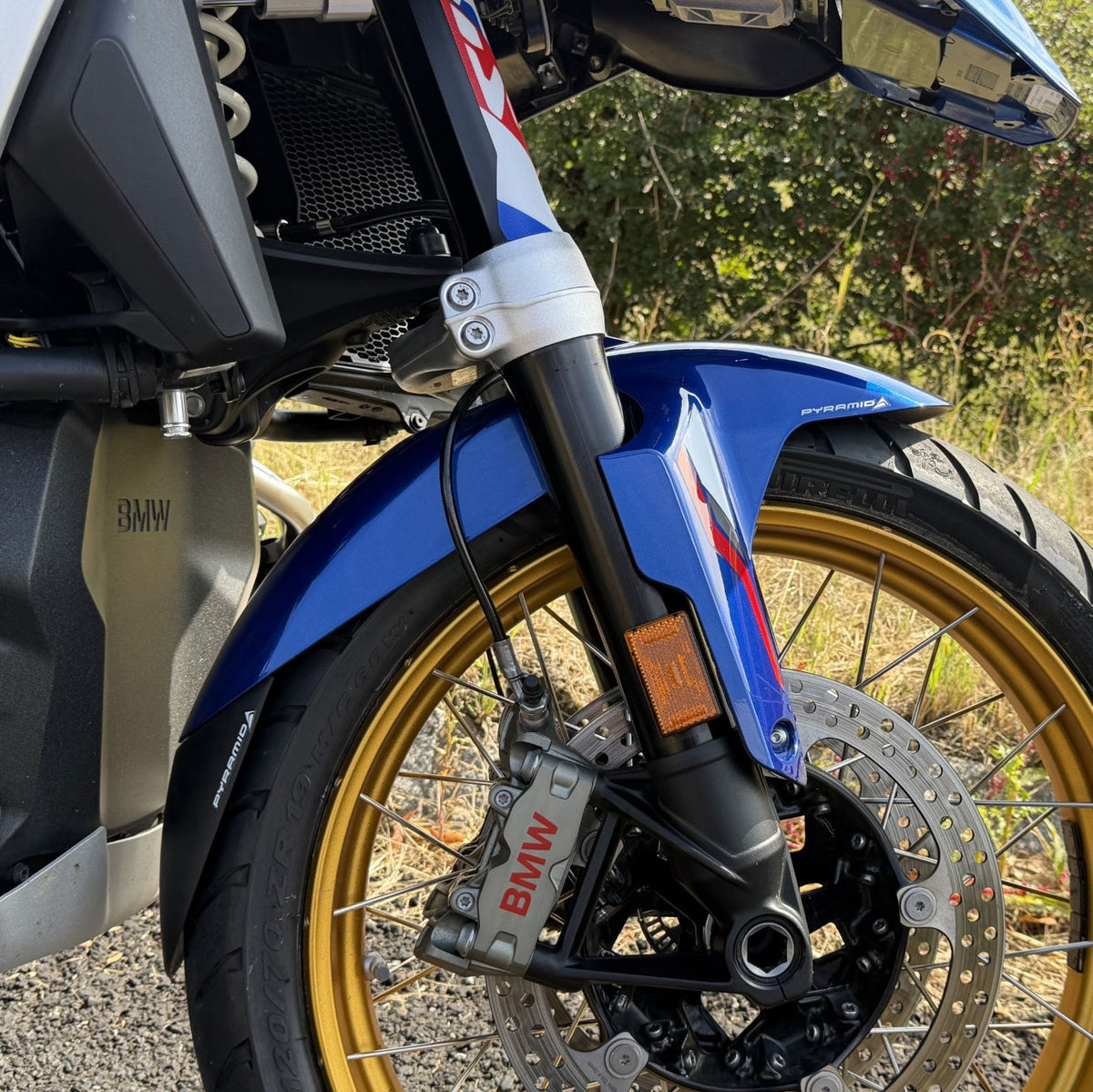 Pyramid Front Guard | Trophy Colours | BMW R 1300 GS (GSA) 2023>Current - Pyramid Motorcycle Accessories